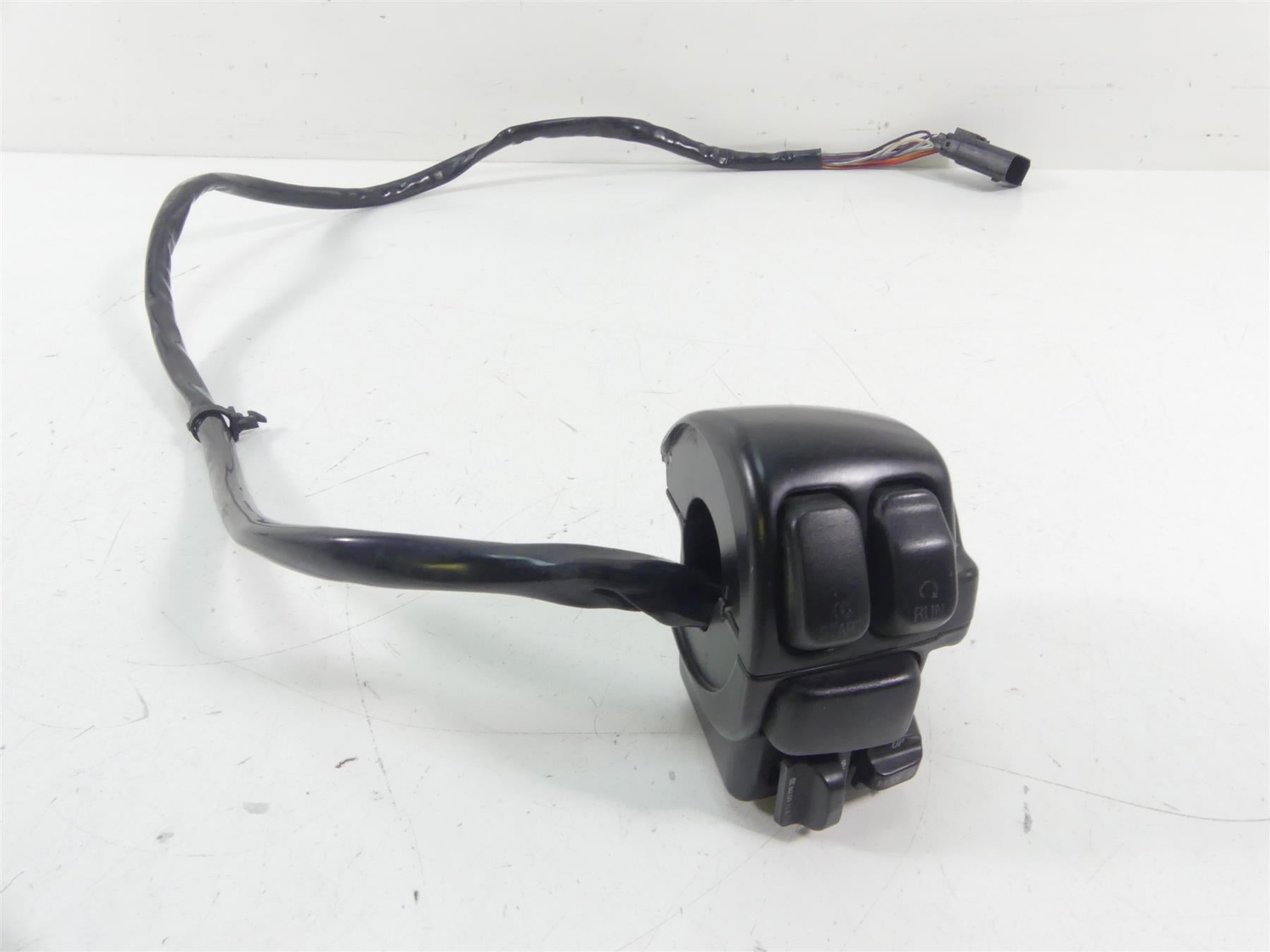 2011 Harley Touring FLTRX Road Glide Right Hand Cruise Control Switch 71684-06A | Mototech271