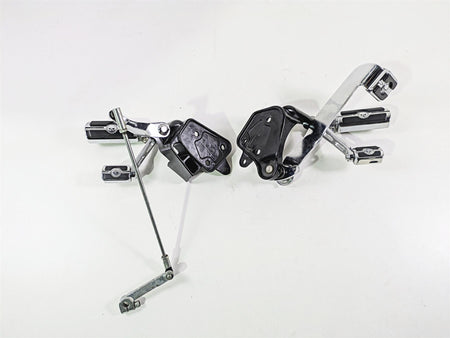 2004 Harley Softail FXSTDI Deuce Front Forward Foot Control Peg 33683-00 42507-00 {{ shop.shopifyCountryName }} - Mototech271
