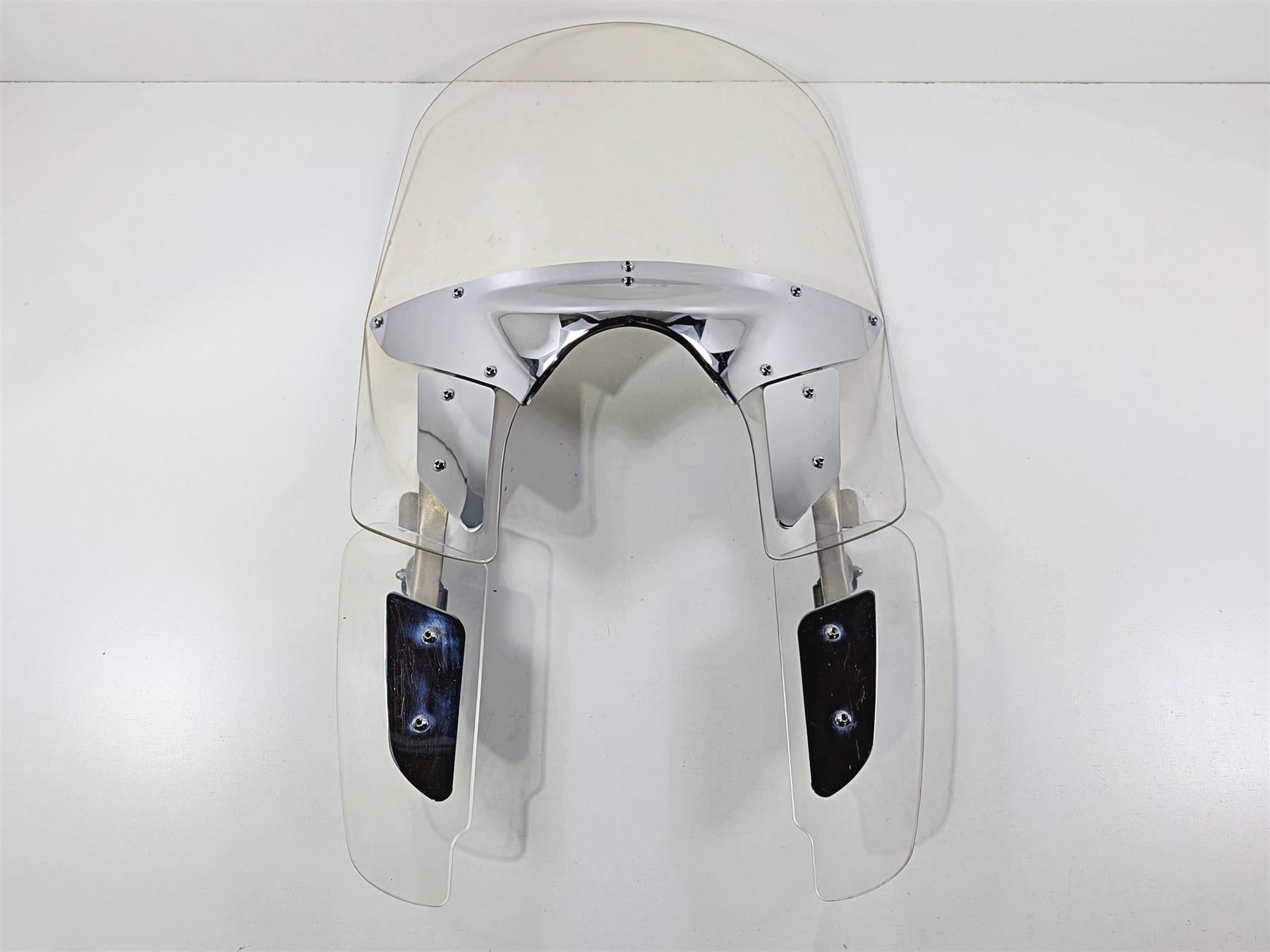 2006 Yamaha XVZ1300 Royal Star Windshield Wind Shield Screen 1D6-2837U-00-00 {{ shop.shopifyCountryName }} - Mototech271