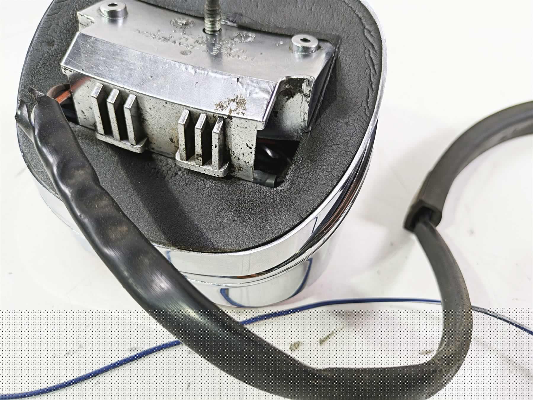 2002 Harley Dyna FXDL Low Rider Taillight Tail Light & Wiring - Read 68140-04 {{ shop.shopifyCountryName }} - Mototech271
