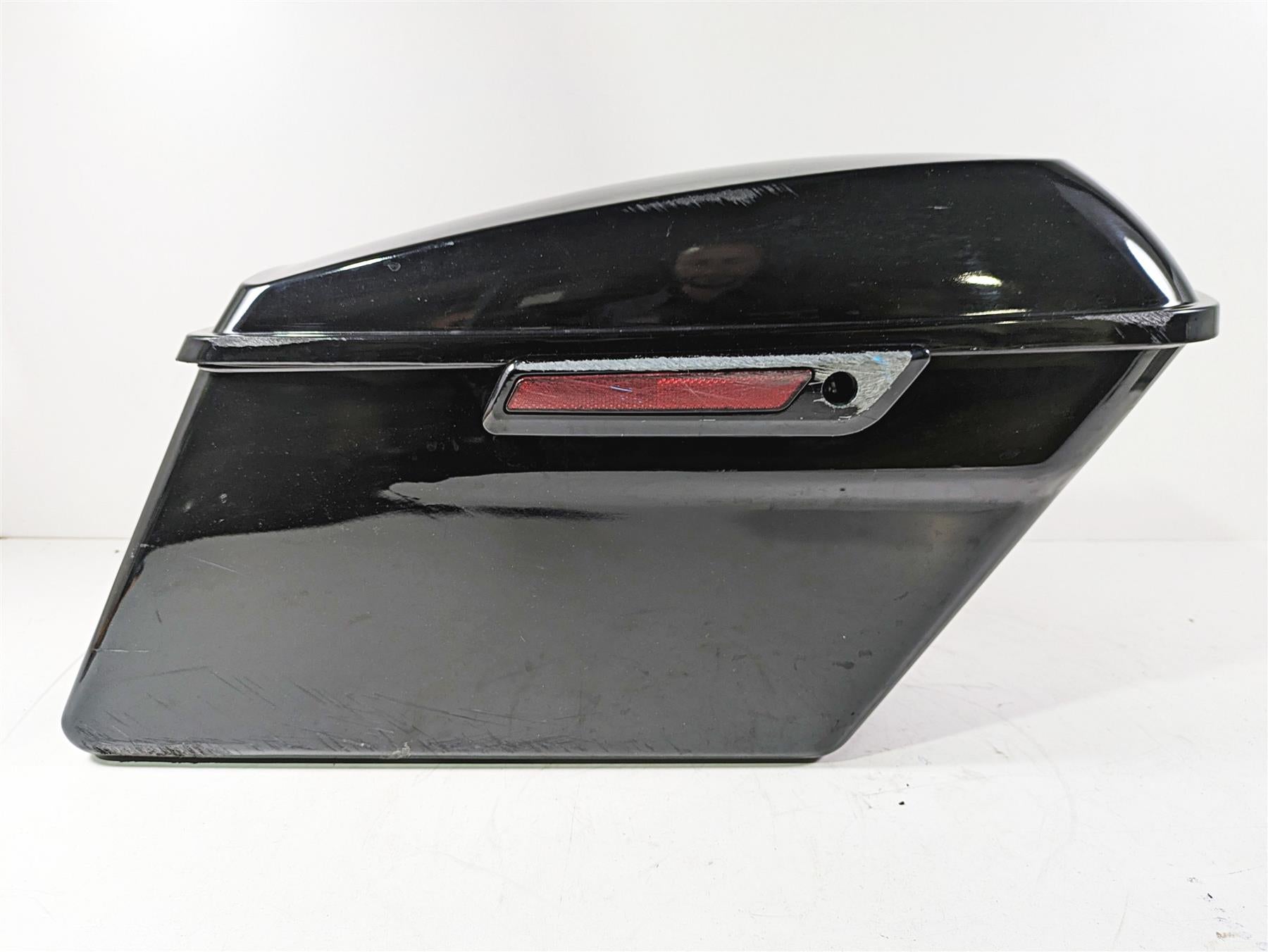 2020 Harley Touring FLHT Electra Glide Right Saddlebag Saddle Bag -Read 90200412 {{ shop.shopifyCountryName }} - Mototech271
