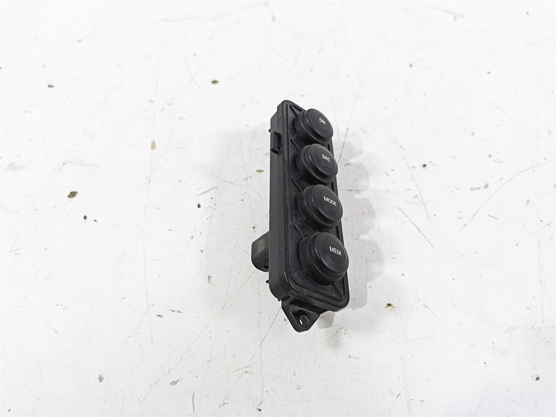 2014 BMW R1200 RT RTW K52 Radio Knob Control Panel Module 65147727885 {{ shop.shopifyCountryName }} - Mototech271