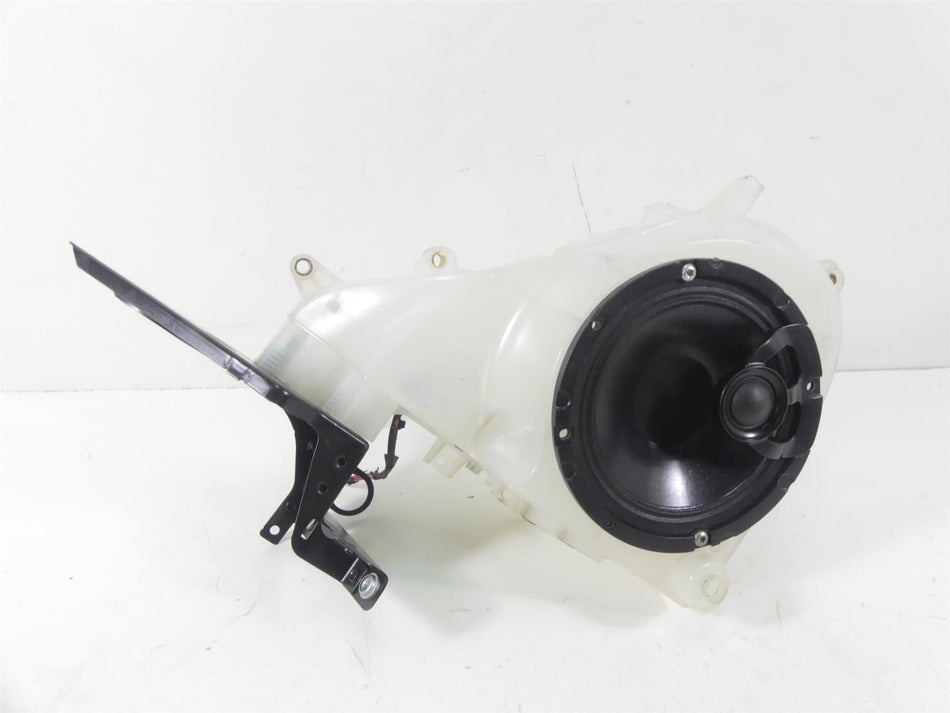 2014 Harley Touring FLHX Street Glide Front Left Speaker + Mount - Read 57000172 {{ shop.shopifyCountryName }} - Mototech271