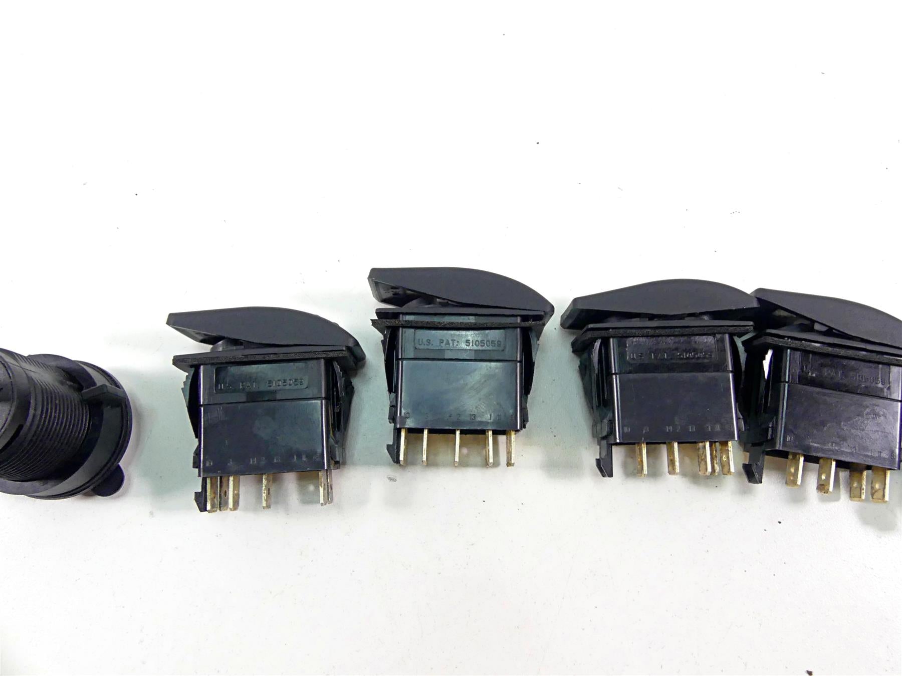 2018 Can Am Commander 1000R XT High Low Over Ride Awd Sport Switch Set 710001725 {{ shop.shopifyCountryName }} - Mototech271