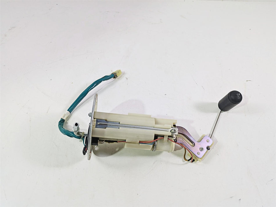 2020 Kawasaki Z900 ZR900 Fuel Gas Petrol Pump 49040-0756 {{ shop.shopifyCountryName }} - Mototech271