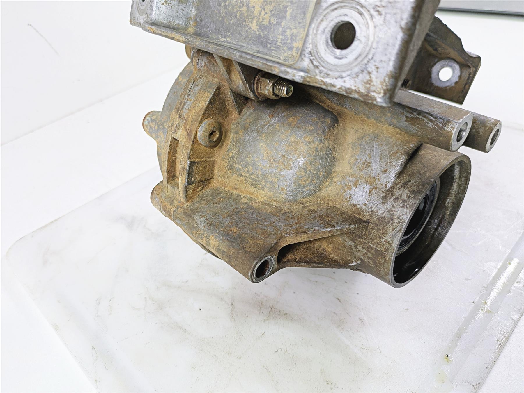 2011 Can-Am Outlander 650 4X4 XT Front Differential Gear Box 705400793 705401077 {{ shop.shopifyCountryName }} - Mototech271