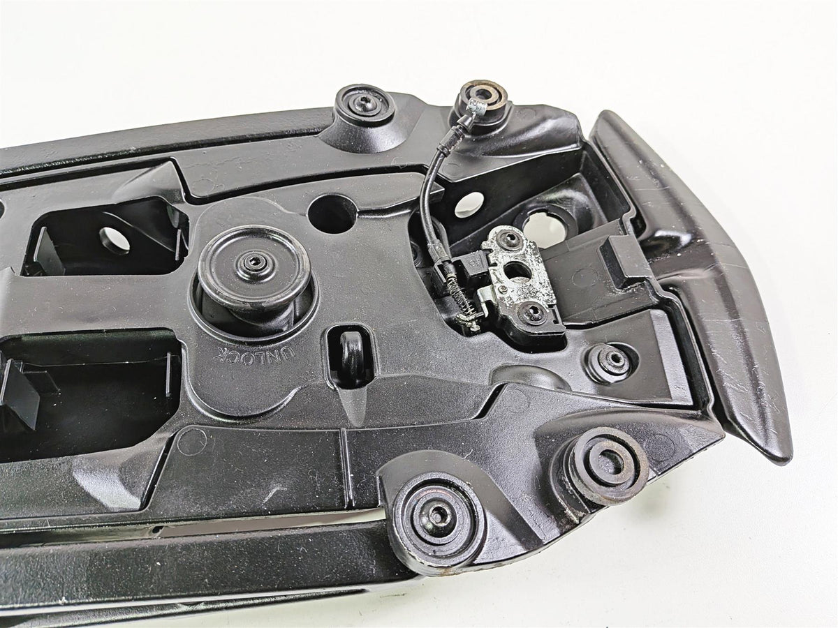 2015 Ducati Diavel Dark Subframe Inner Fender & Handle 47110224CB 47110213CB-Mototech271