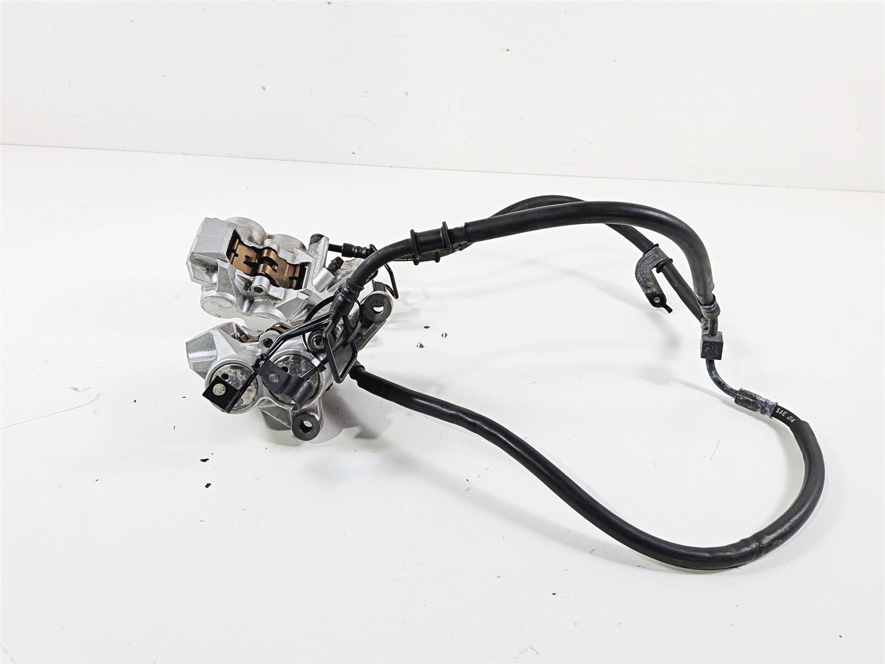 2008 Yamaha XV1900 Roadliner S Front Brake Caliper Set 1D7-2580T-00-00 {{ shop.shopifyCountryName }} - Mototech271