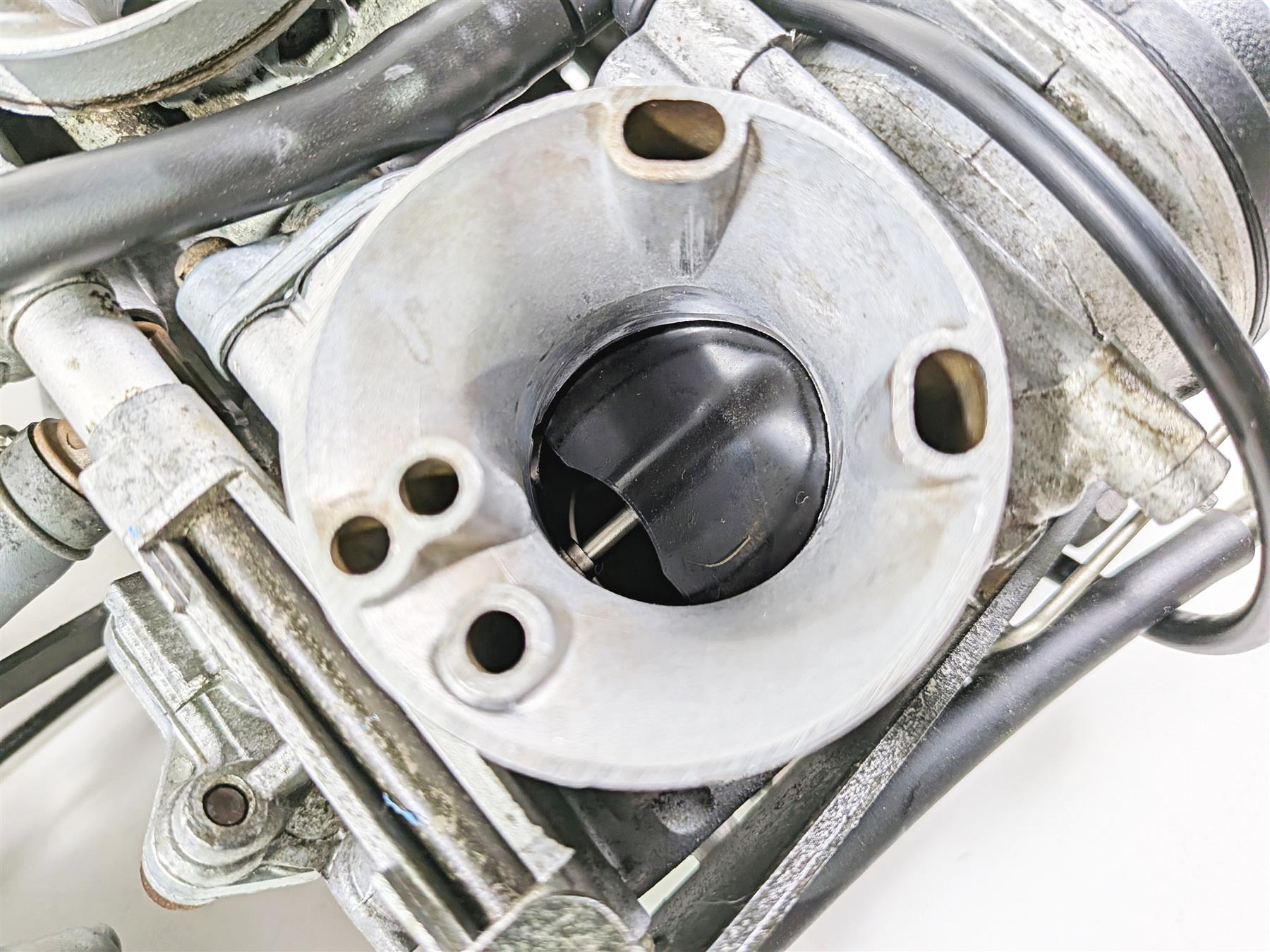 2006 Yamaha XVZ1300 Royal Star Carb Carburator Carburetor Set 4XY-14901-20-00 {{ shop.shopifyCountryName }} - Mototech271