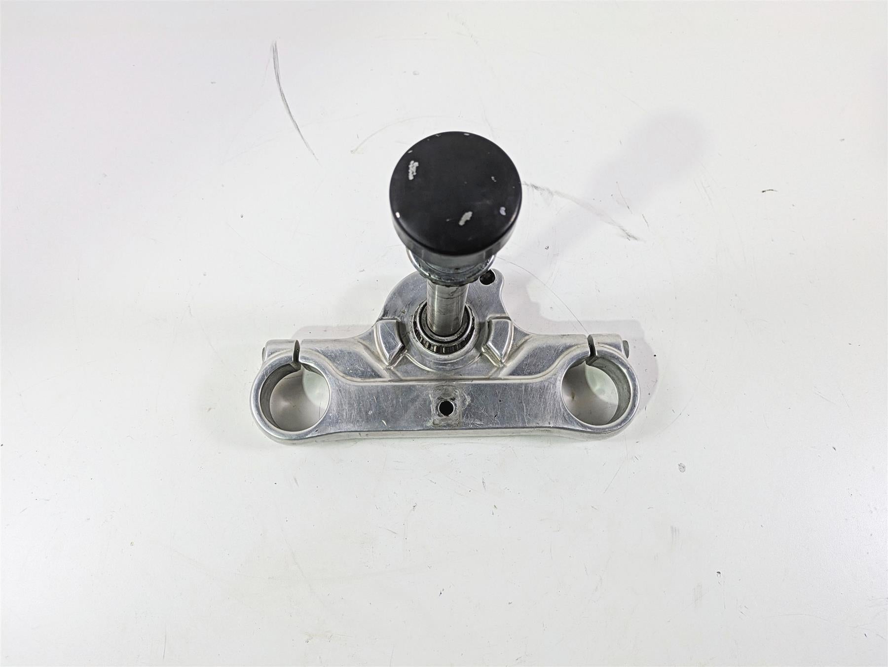 2010 Harley Dyna FXDB Street Bob Lower Triple Tree Steering Clamp 45867-08 {{ shop.shopifyCountryName }} - Mototech271