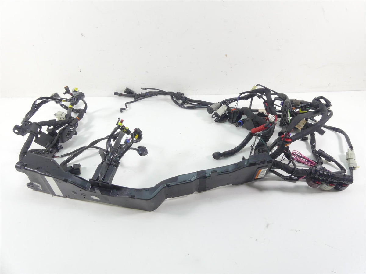 2016 Harley Touring FLHTP Electra Glide Main Wiring Harness Abs 69201318A {{ shop.shopifyCountryName }} - Mototech271