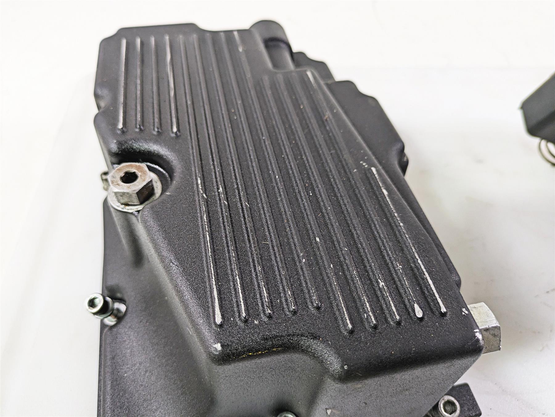 2017 Harley Dyna FXDB Street Bob Oil Pan Bottom Transmission Cover 26071-02 {{ shop.shopifyCountryName }} - Mototech271