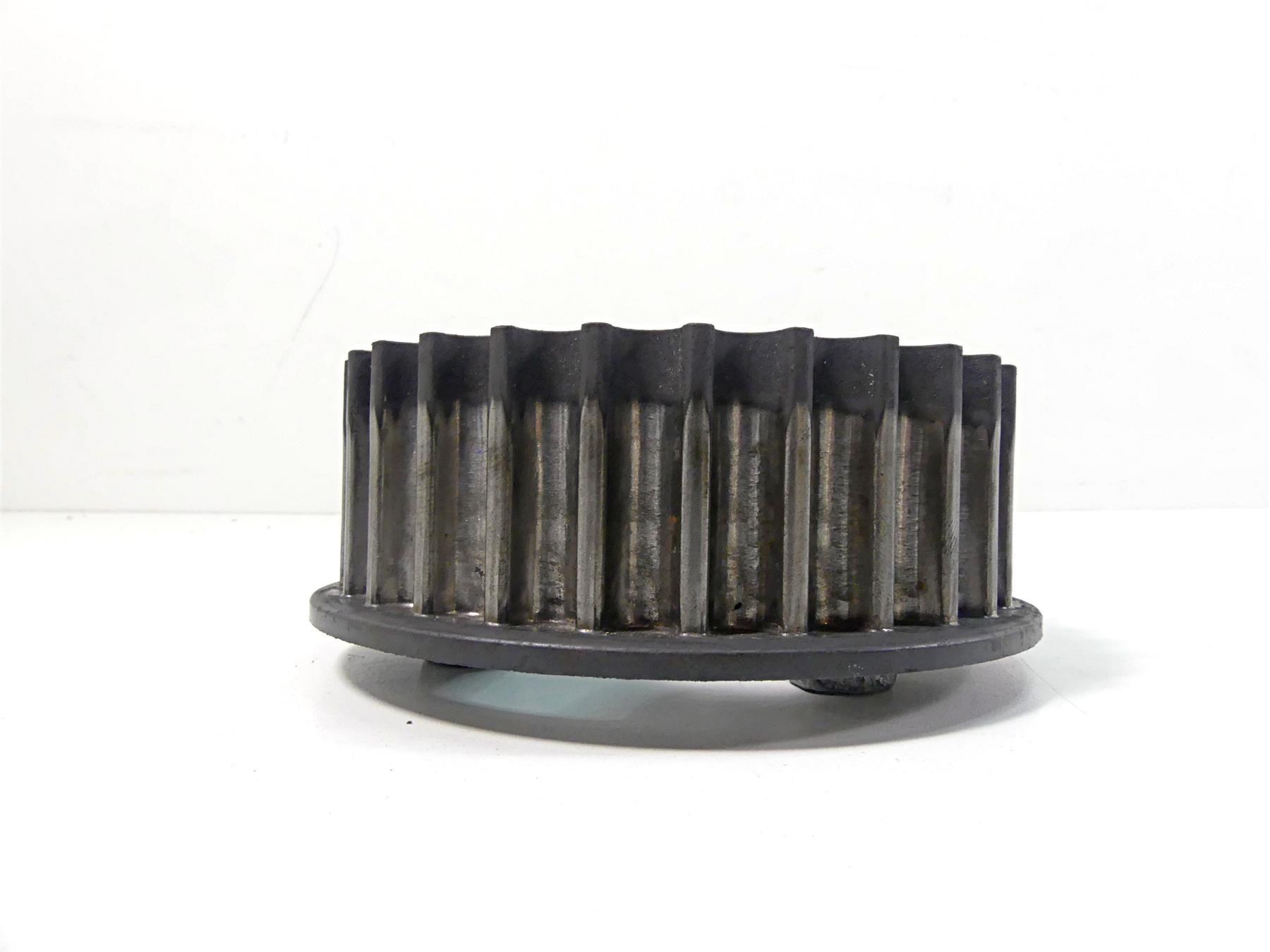 2013 Harley VRSCF Muscle Vrod Main Belt Drive Sprocket Pulley 28T 40656-06B {{ shop.shopifyCountryName }} - Mototech271