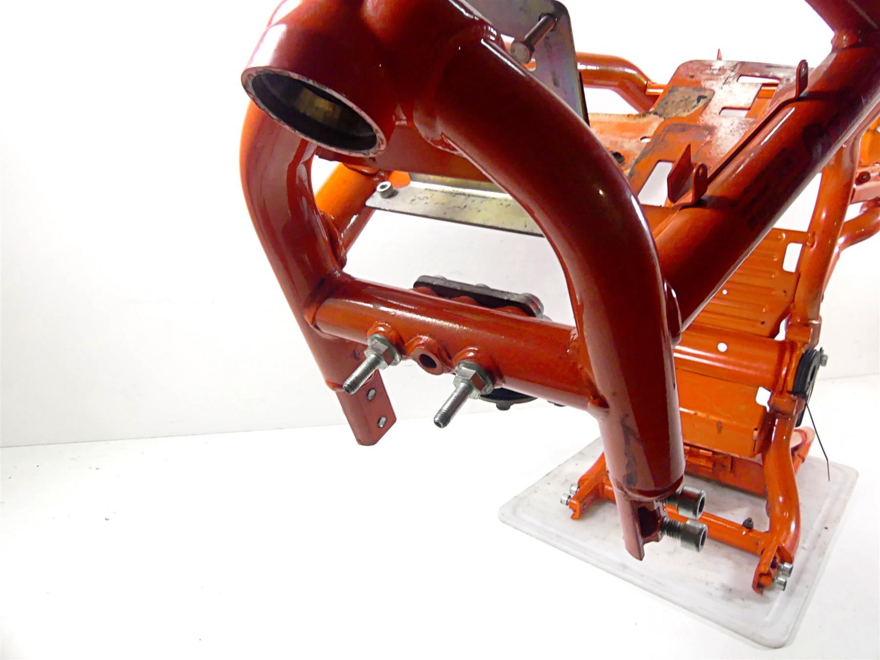 2005 Harley VRSCSE CVO V-Rod Straight Frame Chassis Electric Orange With Missouri Clean Title - 48193-08 {{ shop.shopifyCountryName }} - Mototech271