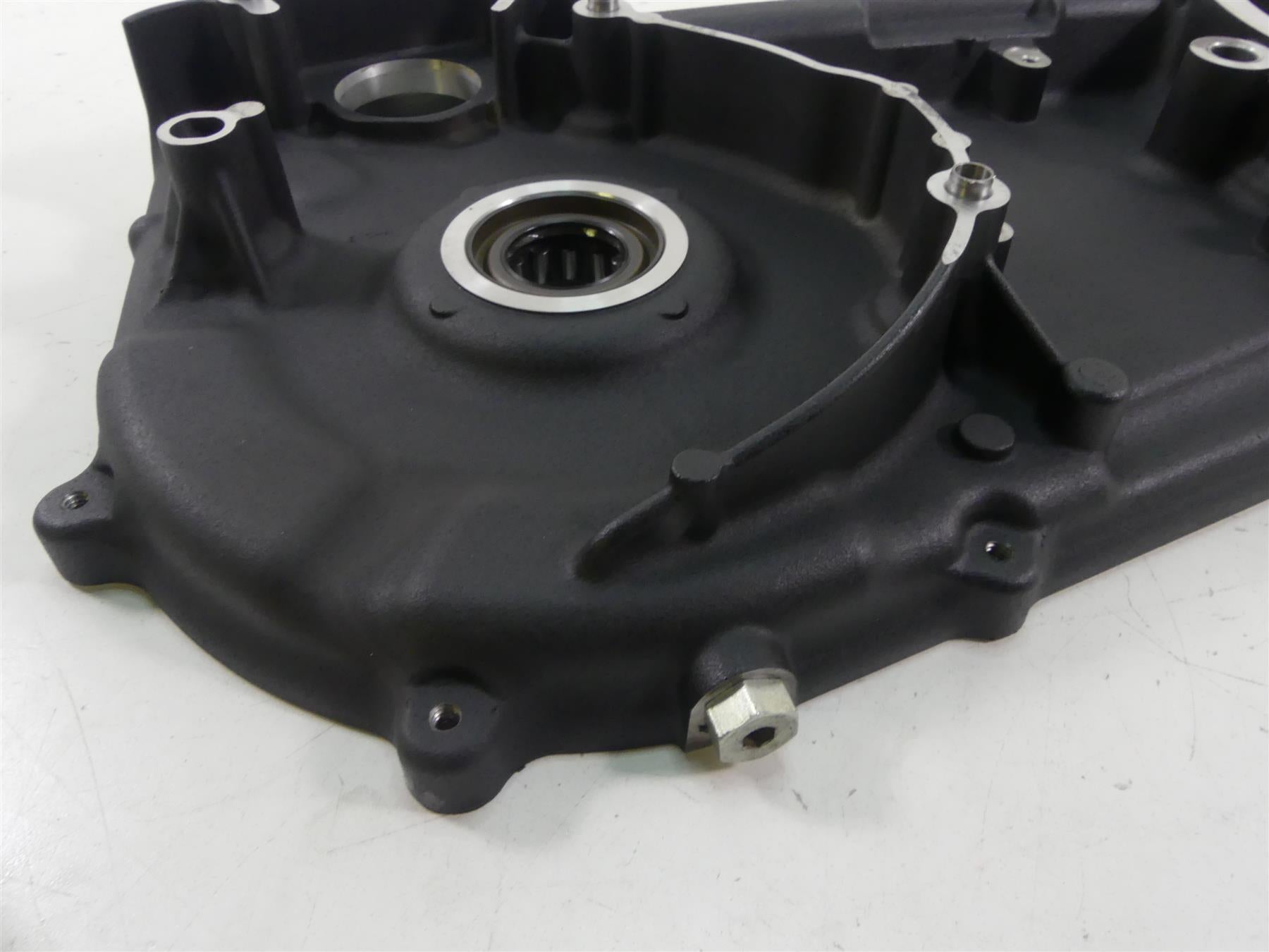 2014 Harley FXDL Dyna Low Rider Inner Primary Drive Cover Mid Ctrl 60681-06 {{ shop.shopifyCountryName }} - Mototech271