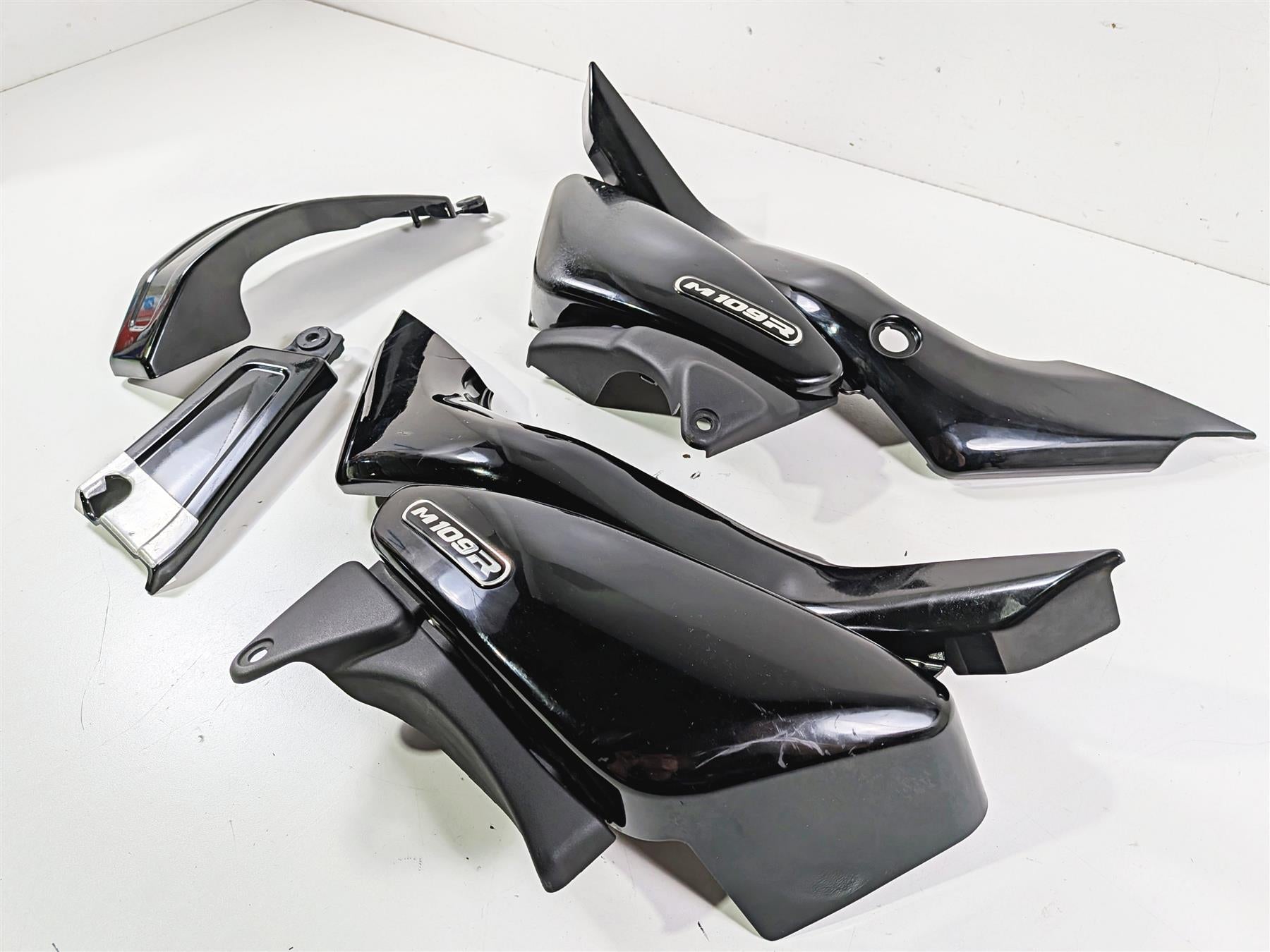 2014 Suzuki M109R VZR1800 Boulevard Side Cover Fairing Set 63171-48G51 {{ shop.shopifyCountryName }} - Mototech271