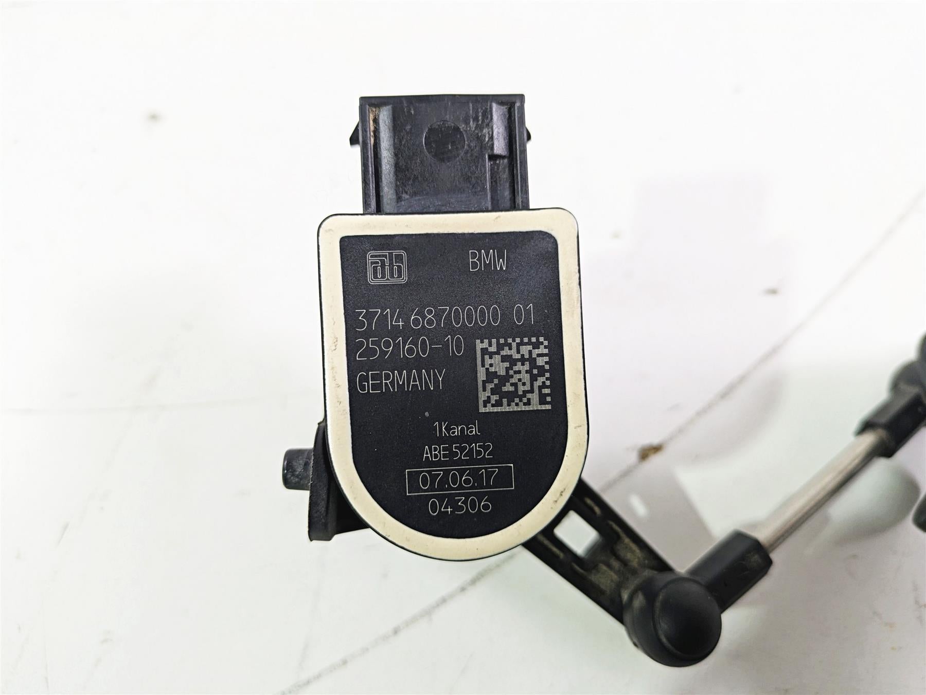 2017 BMW S1000RR K46 Bike Shock Level Height Leveling Sensor 37146870000 {{ shop.shopifyCountryName }} - Mototech271