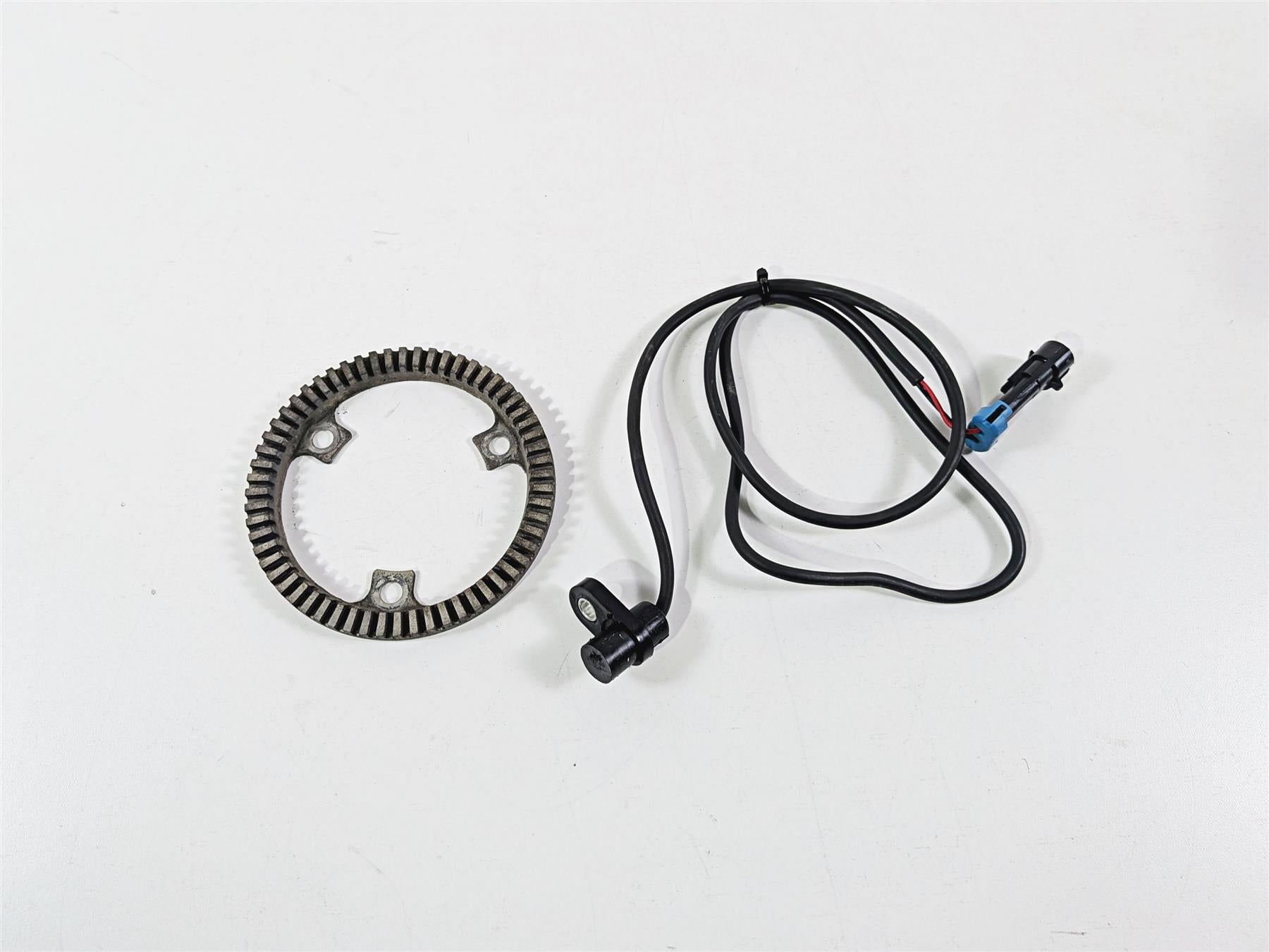 2013 Victory Vision Tour Rear Abs Brake Wheel Speed Sensor 4013251 4081069 {{ shop.shopifyCountryName }} - Mototech271