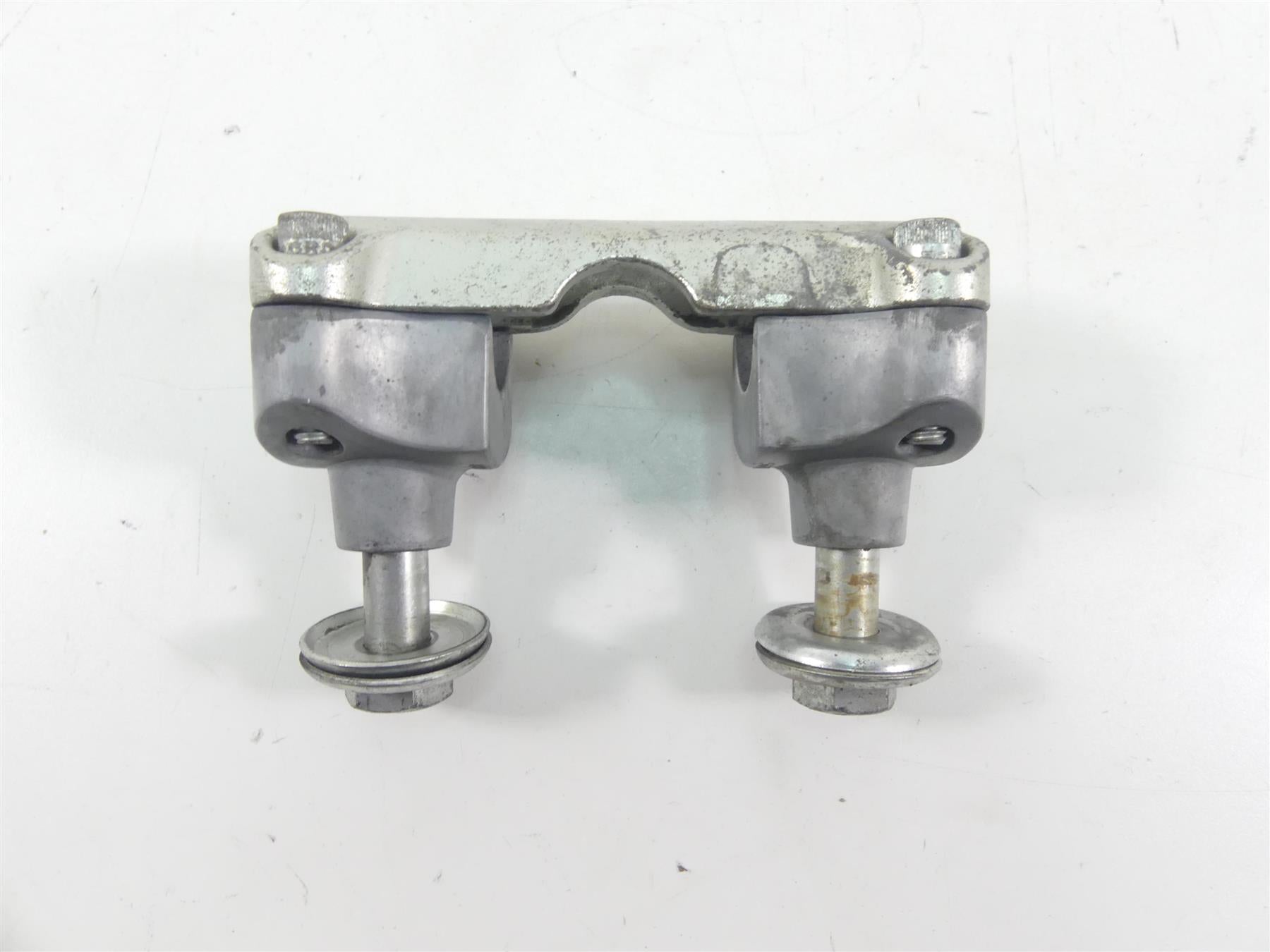 2009 Harley FLHTCU SE4 CVO E-Glide Handlebar Handle Bar Riser Set 56149-88B {{ shop.shopifyCountryName }} - Mototech271