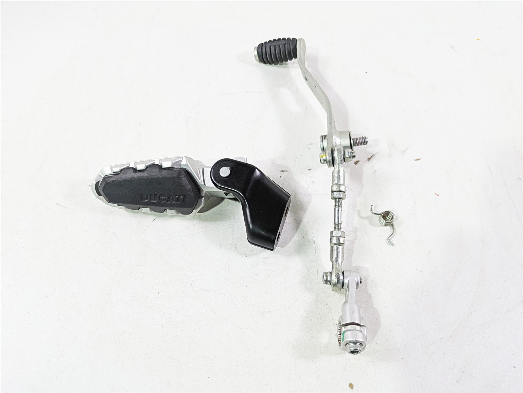 2022 Ducati Scrambler Desert Sled Left Front Foot Peg Mount & Shifter 82433661A | Mototech271