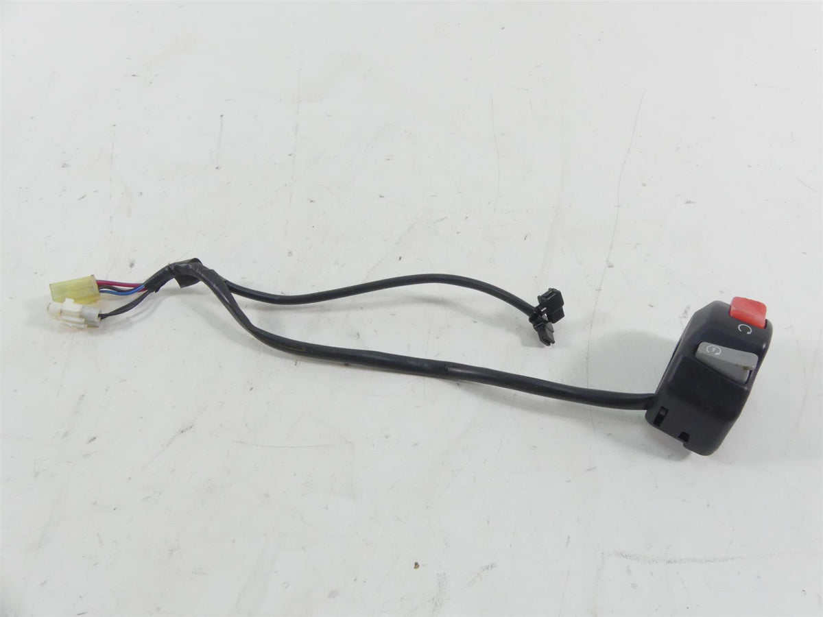 2013 Yamaha VMX17 V-Max 1700 Right Start Stop Control Switch 2S3-83975-00-00 {{ shop.shopifyCountryName }} - Mototech271