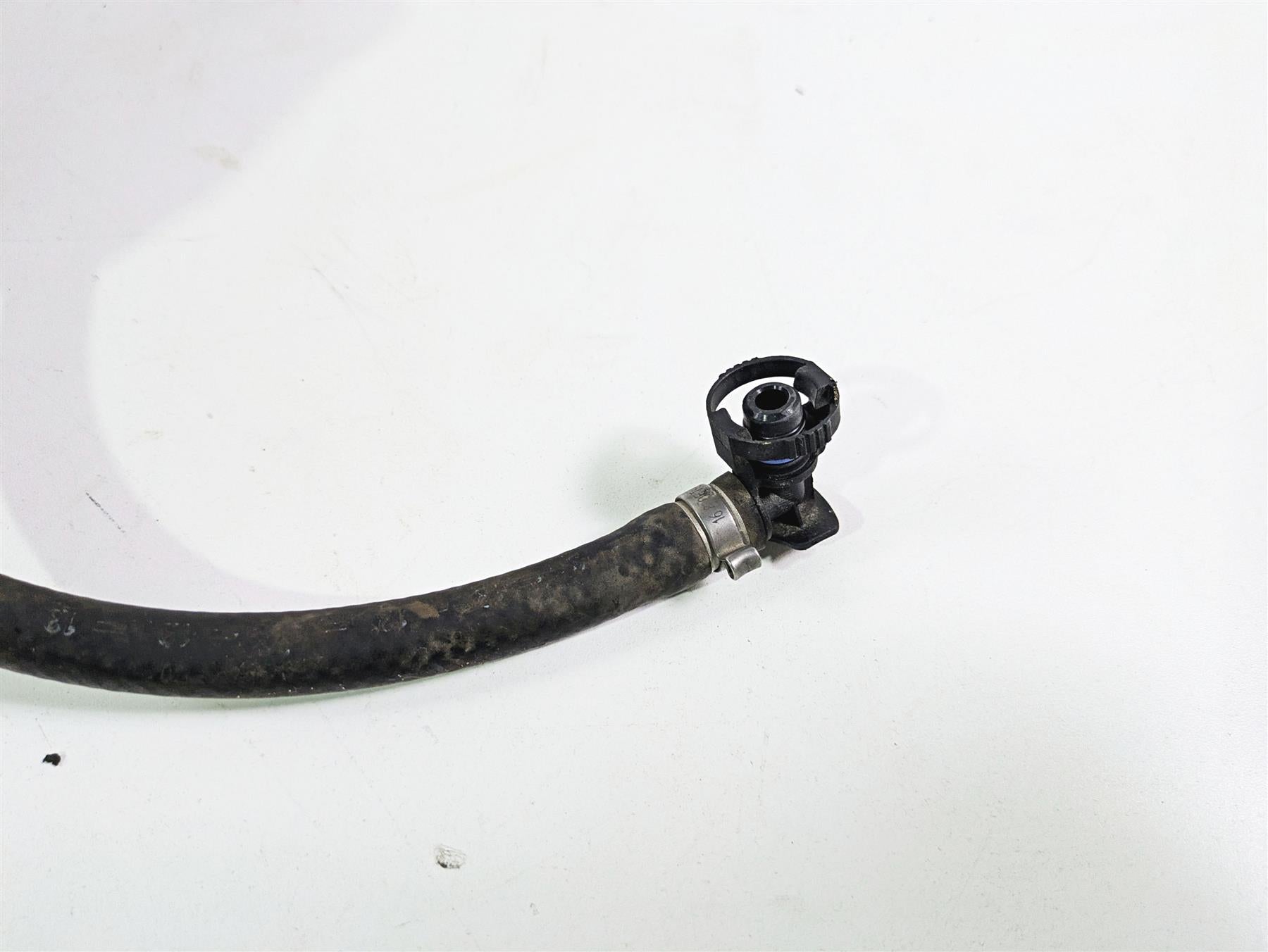 2010 Ducati Streetfighter 1098 S Air Filter Box Breather & Injectors 44211393B {{ shop.shopifyCountryName }} - Mototech271