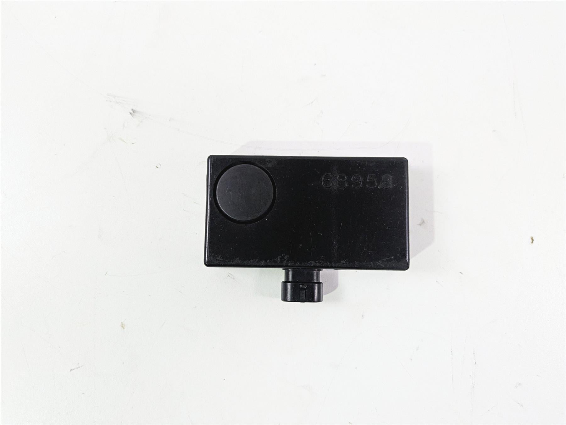 2001 Harley Touring FLHX Street Glide Alarm Siren Module Control Box 68958-00 {{ shop.shopifyCountryName }} - Mototech271