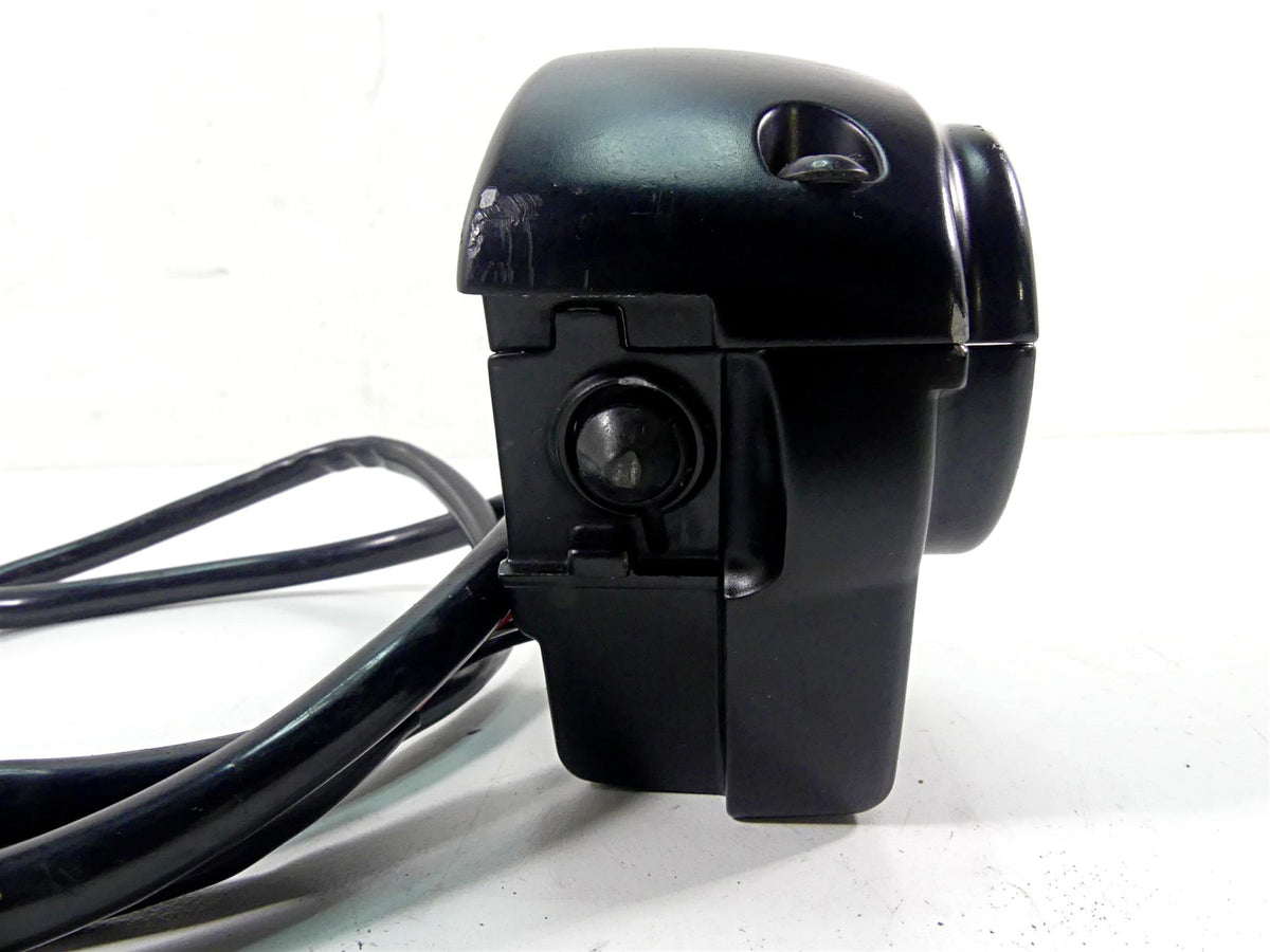 2016 Harley Softail FLS Slim Left Hand Blinker Cruise Control Switch 71500292 {{ shop.shopifyCountryName }} - Mototech271