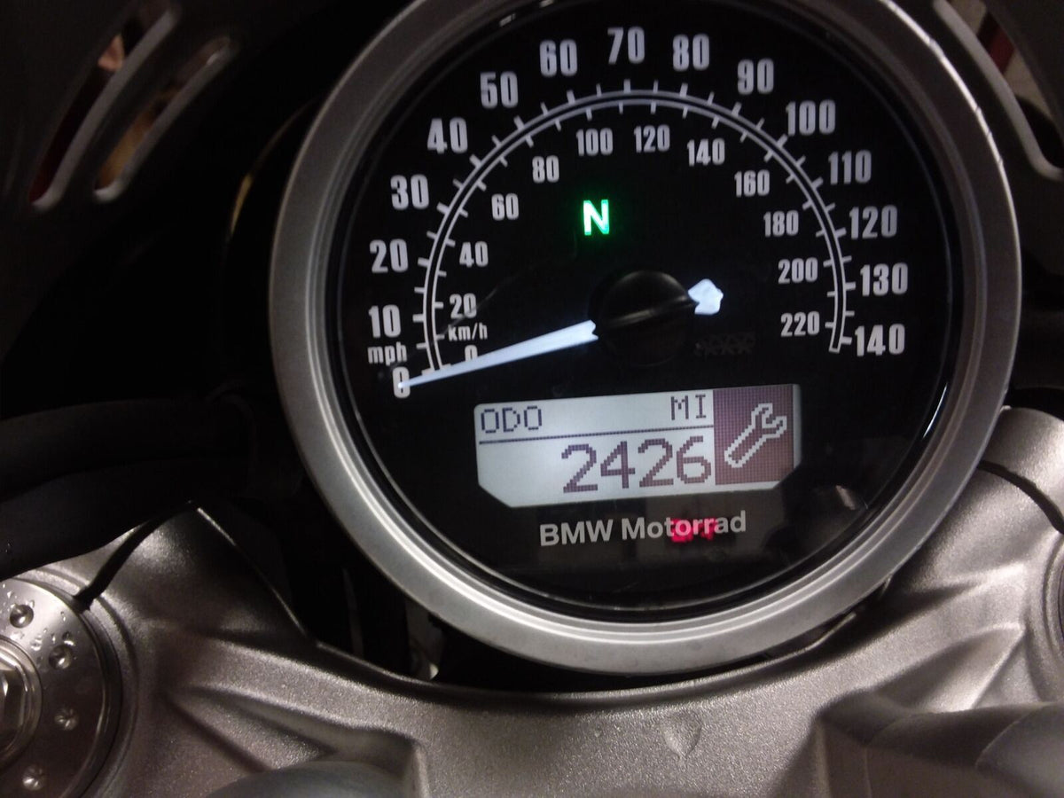 2018 BMW R nineT Urban GS K33 Speedometer Gauge 2K Instrument Cluster 6211856450 {{ shop.shopifyCountryName }} - Mototech271