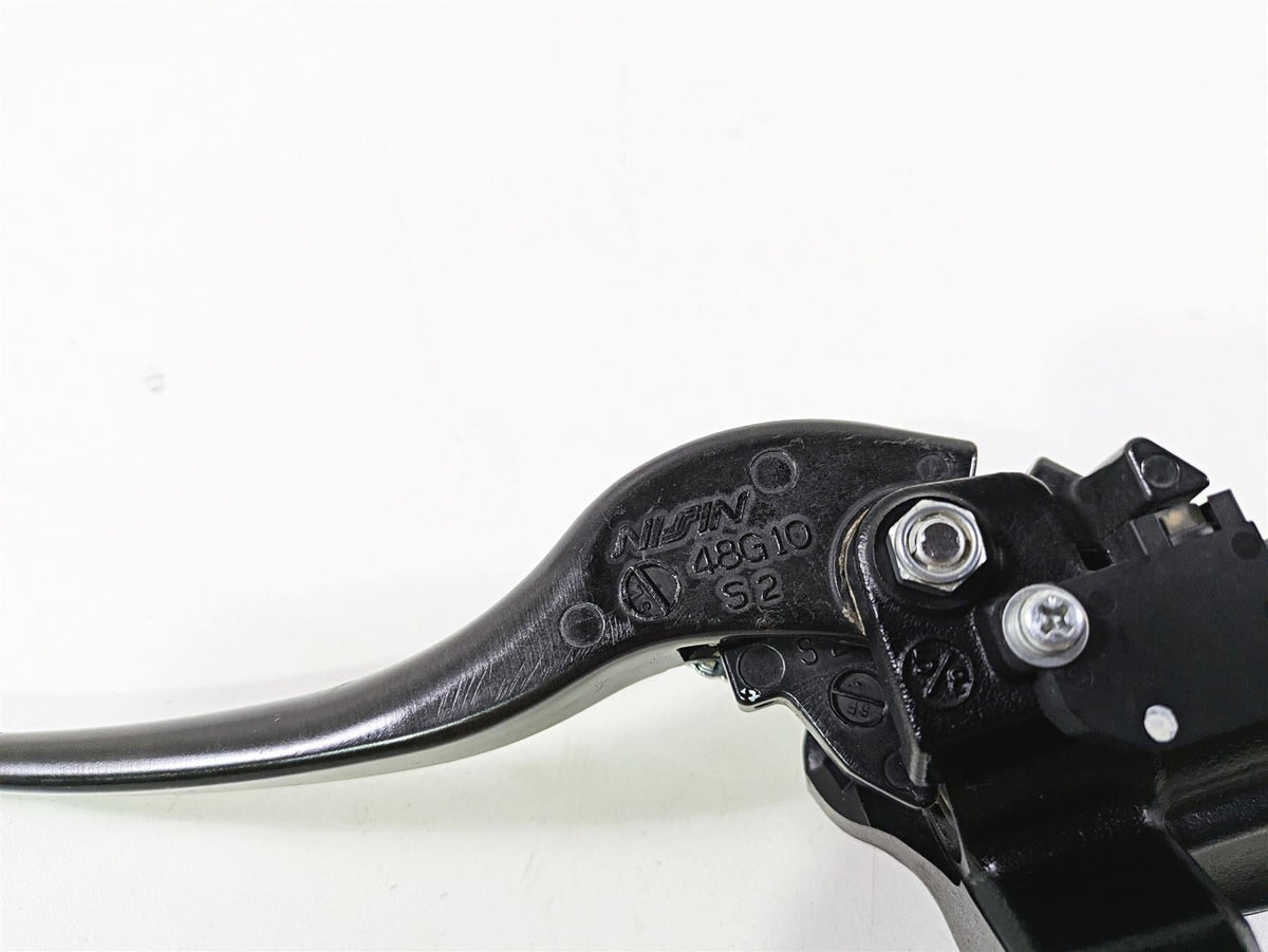 2016 Suzuki M109R VZR1800 Boulevard Front Brake Master Cylinder 5/8" 59600-10FD0 {{ shop.shopifyCountryName }} - Mototech271