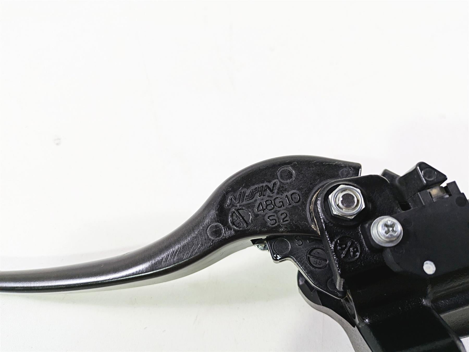 2016 Suzuki M109R VZR1800 Boulevard Front Brake Master Cylinder 5/8" 59600-10FD0 {{ shop.shopifyCountryName }} - Mototech271