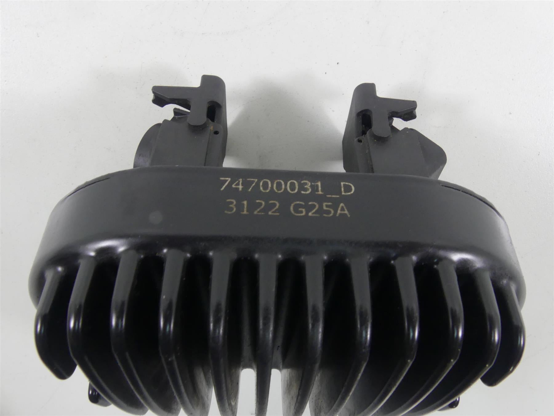 2022 Harley Softail FXBBS Street Bob Rectifier Voltage Regulator 74700031 {{ shop.shopifyCountryName }} - Mototech271