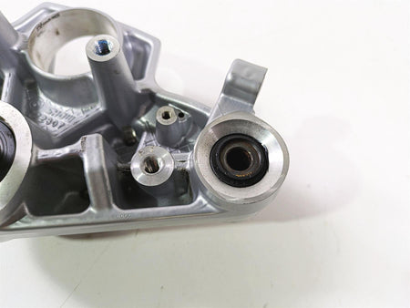 2012 BMW R1200R K27 Upper Triple Tree Steering Clamp 31427727249 7728078 {{ shop.shopifyCountryName }} - Mototech271