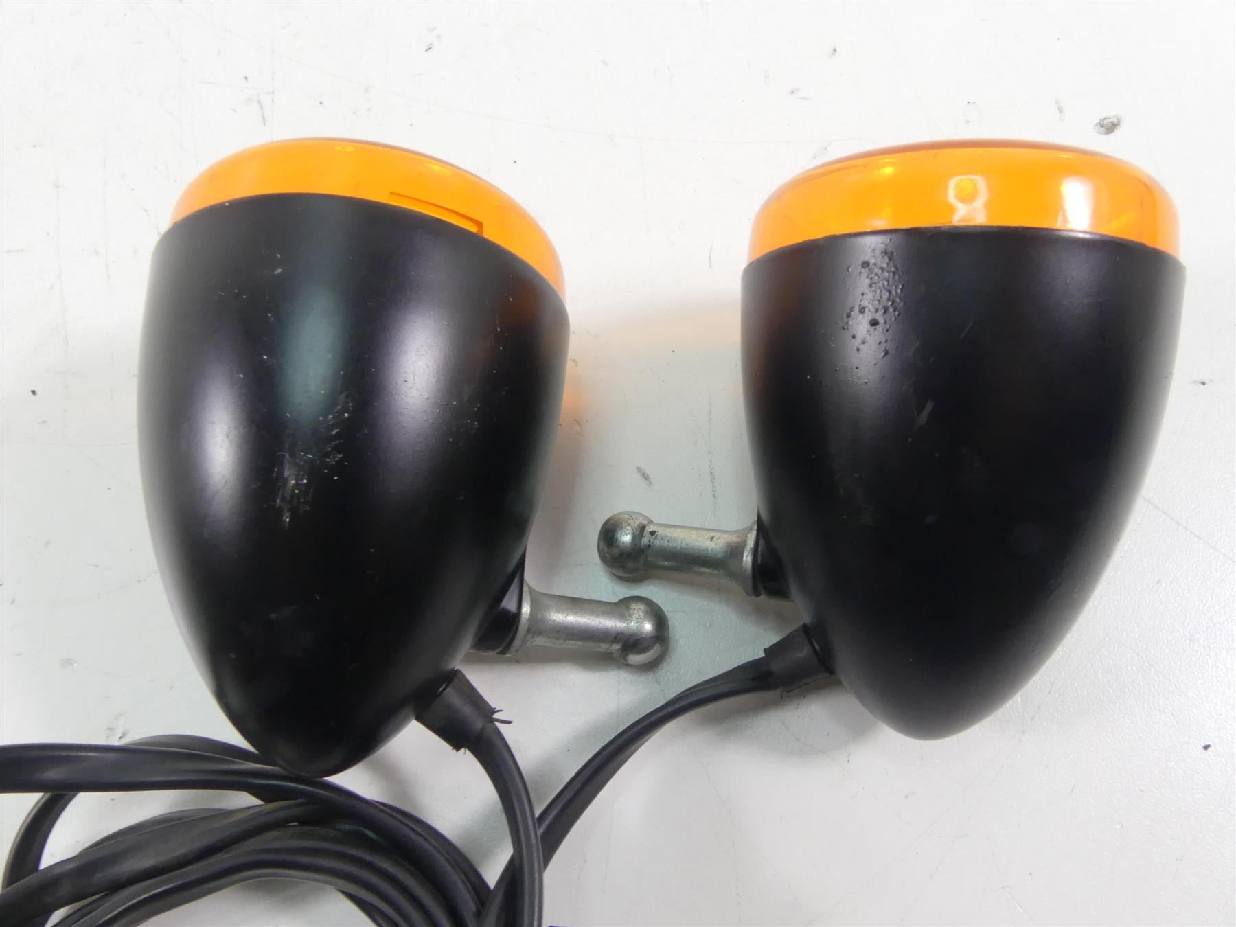 2007 Harley Sportster XL1200 Nightster Front Turn Signal Blinker Set 68972-00 {{ shop.shopifyCountryName }} - Mototech271