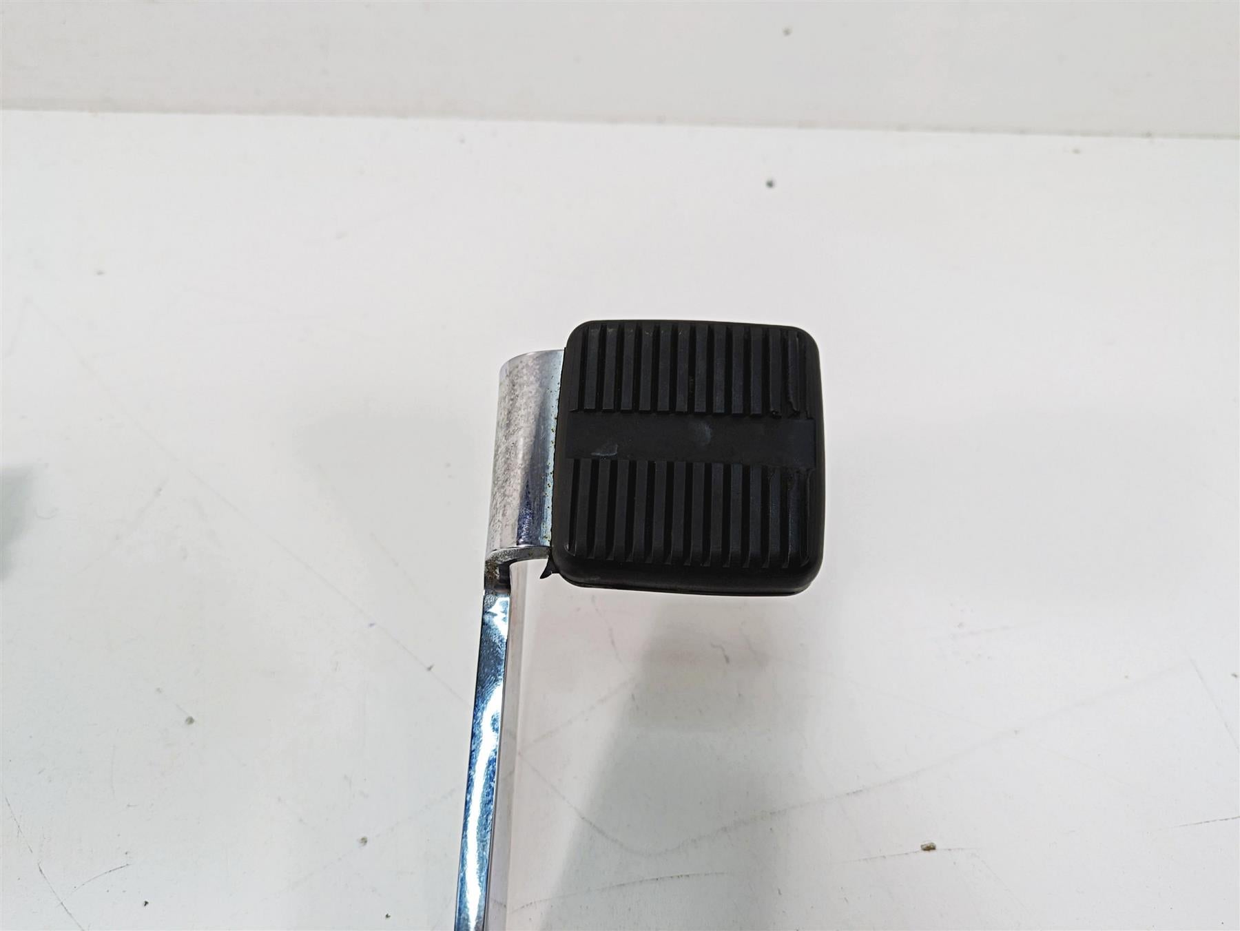 2006 Harley Softail FXSTSI Springer Left Right Footpeg Mount Brake Ped 33683-00 {{ shop.shopifyCountryName }} - Mototech271