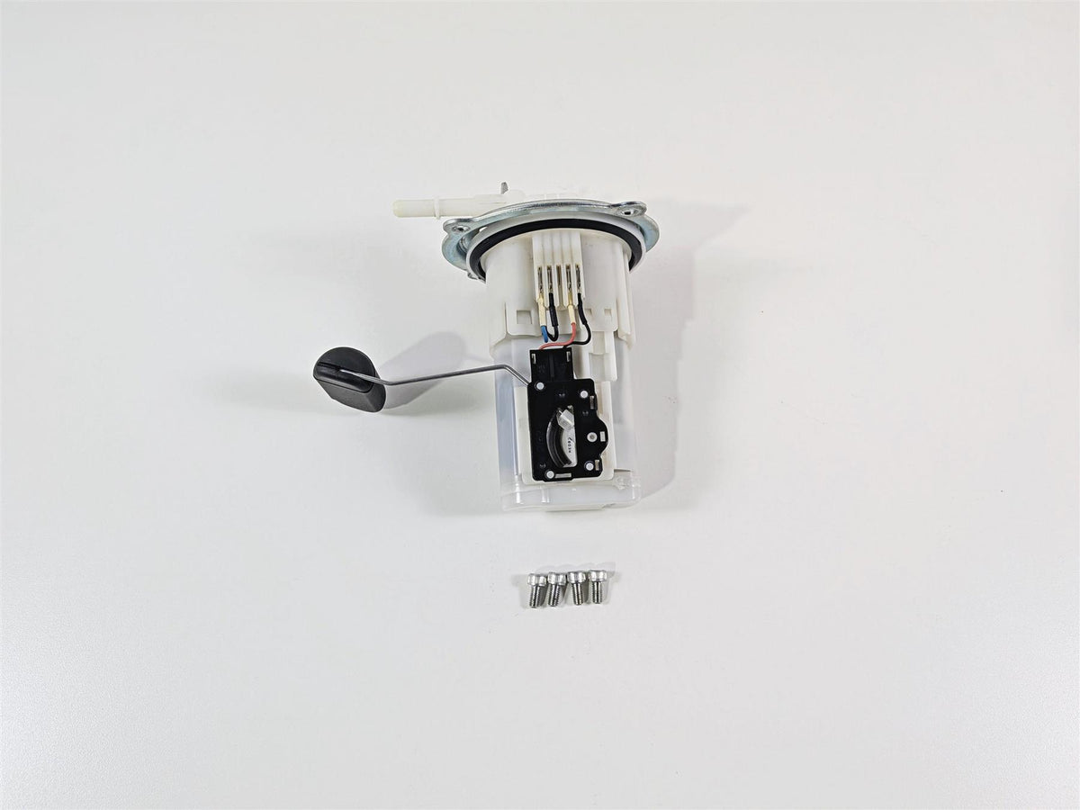 2023 Yamaha MT10 MTN1000 Fuel Gas Petrol Pump B67-13907-10-00 {{ shop.shopifyCountryName }} - Mototech271