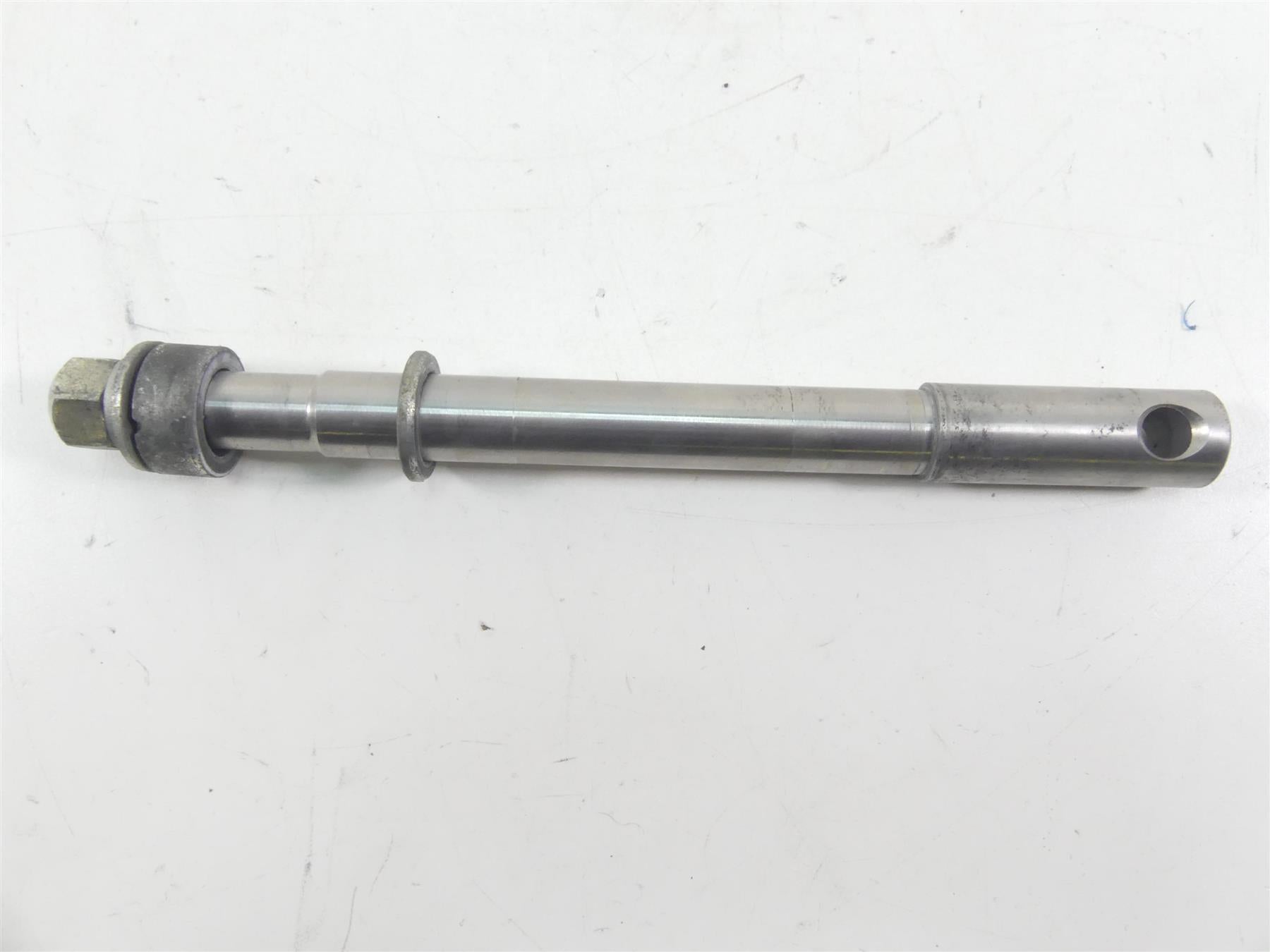 2007 Harley Sportster XL1200 Nightster Front 3/4" Axle Wheel Spindle 43895-00 {{ shop.shopifyCountryName }} - Mototech271