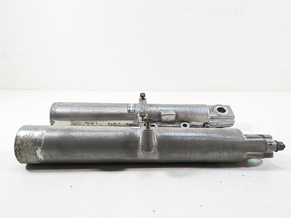2005 Harley Touring FLHTCUI Electra Glide Front Fork Leg Lower Tube Set 46496-00 {{ shop.shopifyCountryName }} - Mototech271