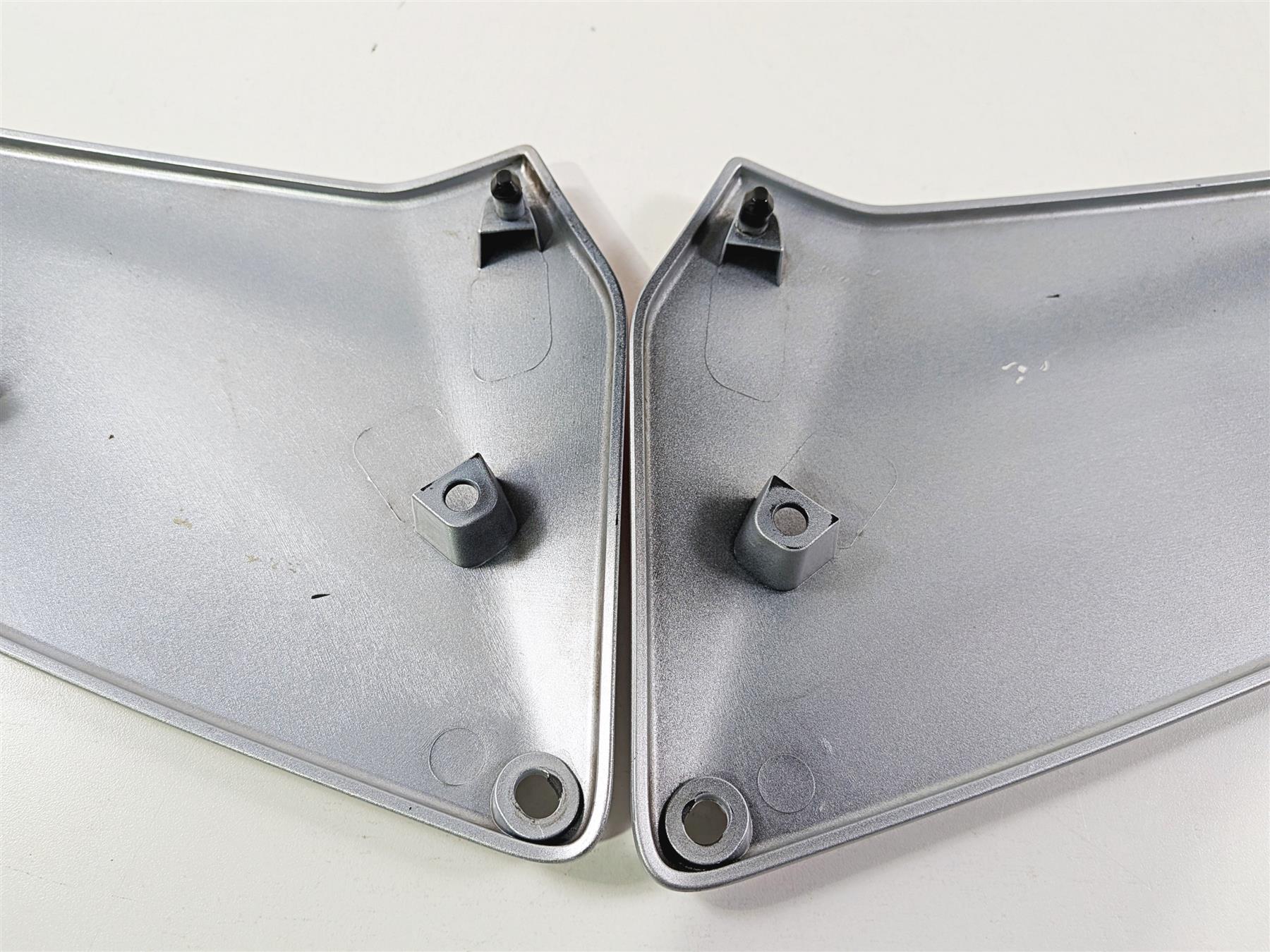2016 Aprilia RSV 1100 Tuono V4 Factory Side Panel Fairing Cover Set 2H000884000 {{ shop.shopifyCountryName }} - Mototech271