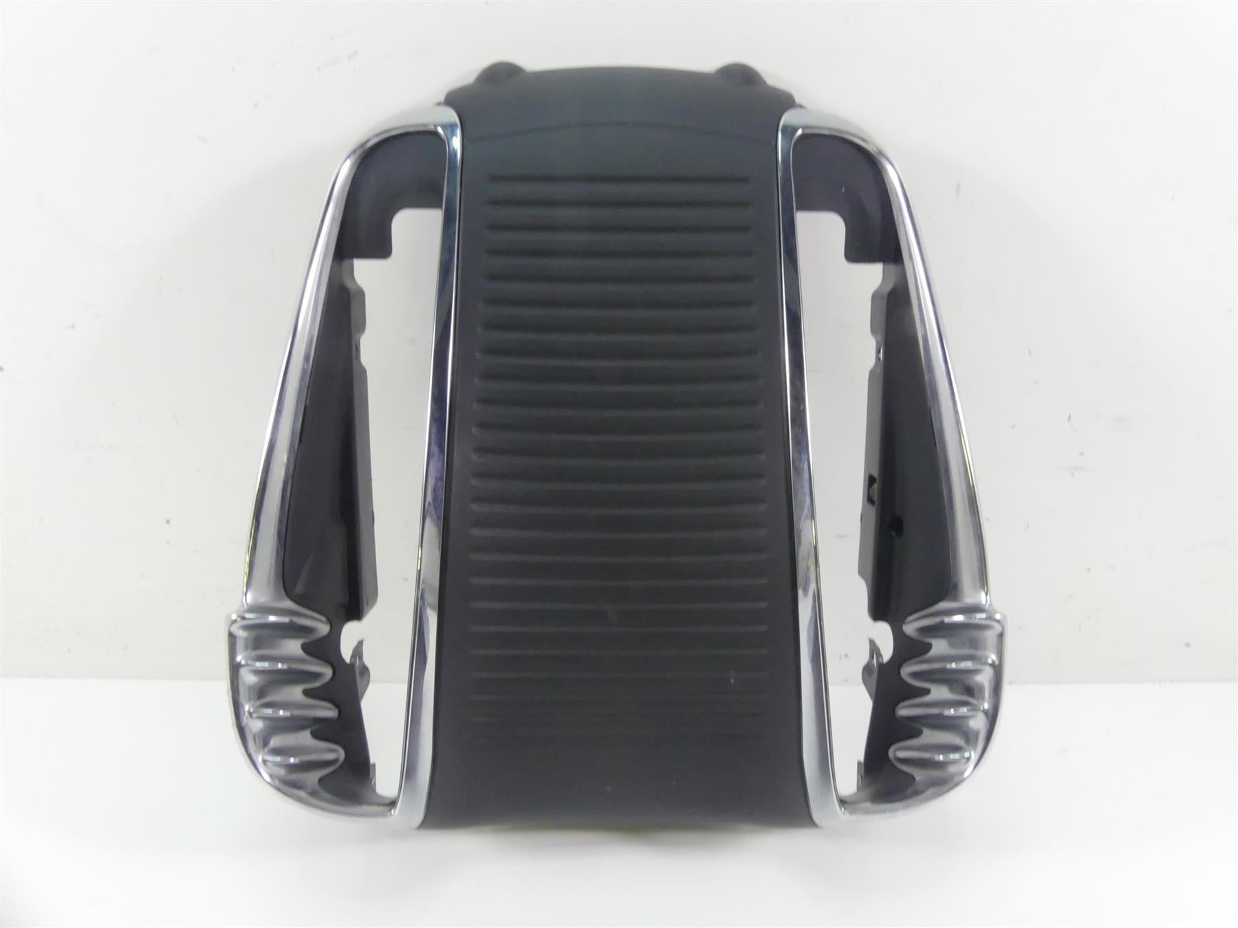 2006 Harley VRSCD Night Rod Radiator Center Chrome Cover Fairing 26788-01A {{ shop.shopifyCountryName }} - Mototech271