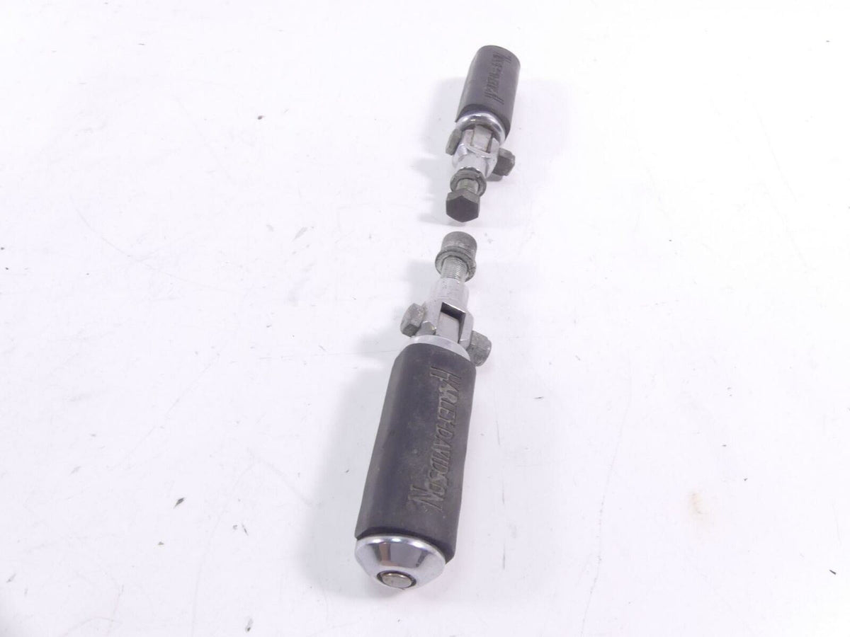 1995 Harley FXSTS Softail Springer Rear Passenger Footpeg Foot Peg Set 50900-72 {{ shop.shopifyCountryName }} - Mototech271
