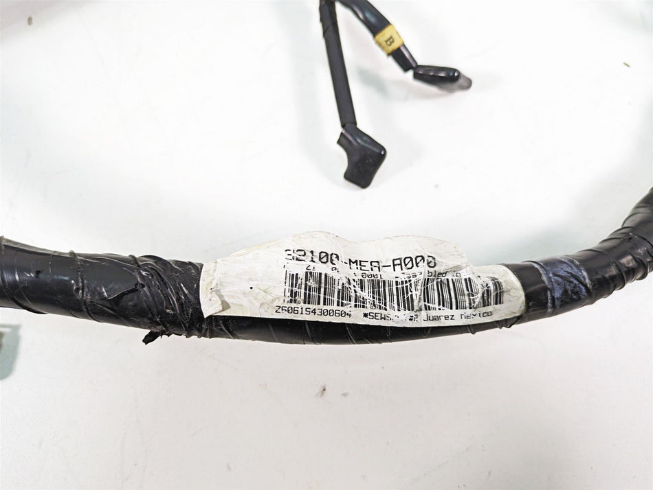 2006 Honda V-Twin VTX1300 R Main Wiring Harness Loom - No Cuts 32100-MEA-A00 {{ shop.shopifyCountryName }} - Mototech271
