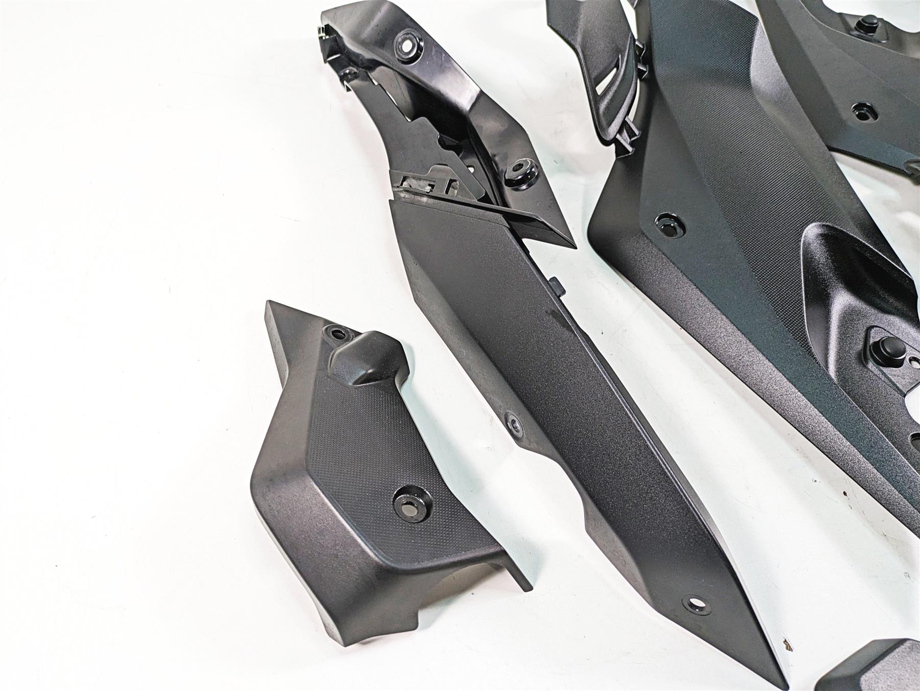 2016 BMW R1200R K53 Body Plastic Fairing Cover Cowl Set 46638534273 46638534274 {{ shop.shopifyCountryName }} - Mototech271