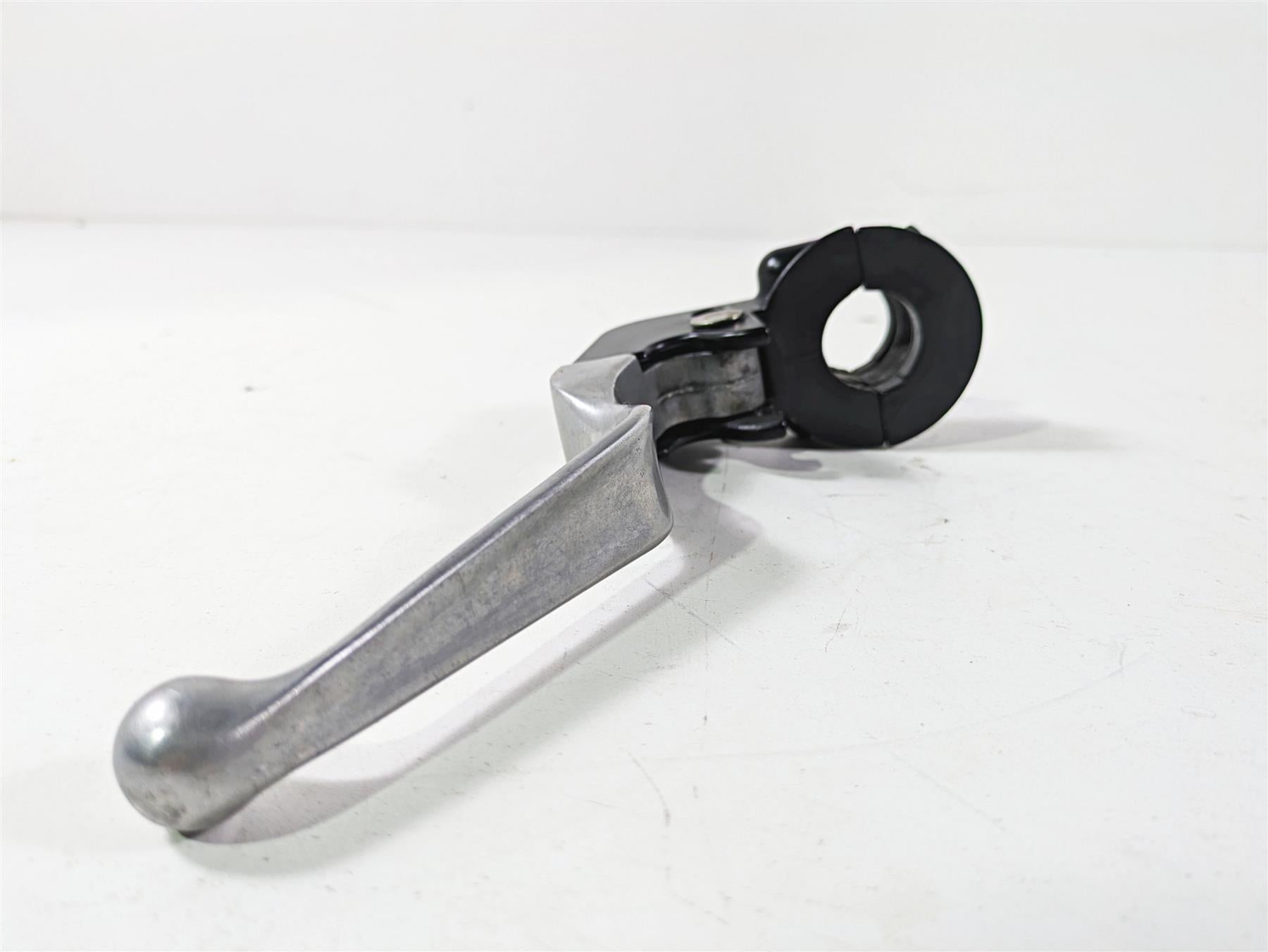 2003 Harley FLSTC Softail Heritage 100th Clutch Perch & Lever 38608-96 45015-96 {{ shop.shopifyCountryName }} - Mototech271