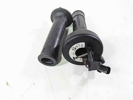 2017 BMW F800GS Adv K75 Heated Left Right Hand Grip Set 61318522470 61318552119 {{ shop.shopifyCountryName }} - Mototech271