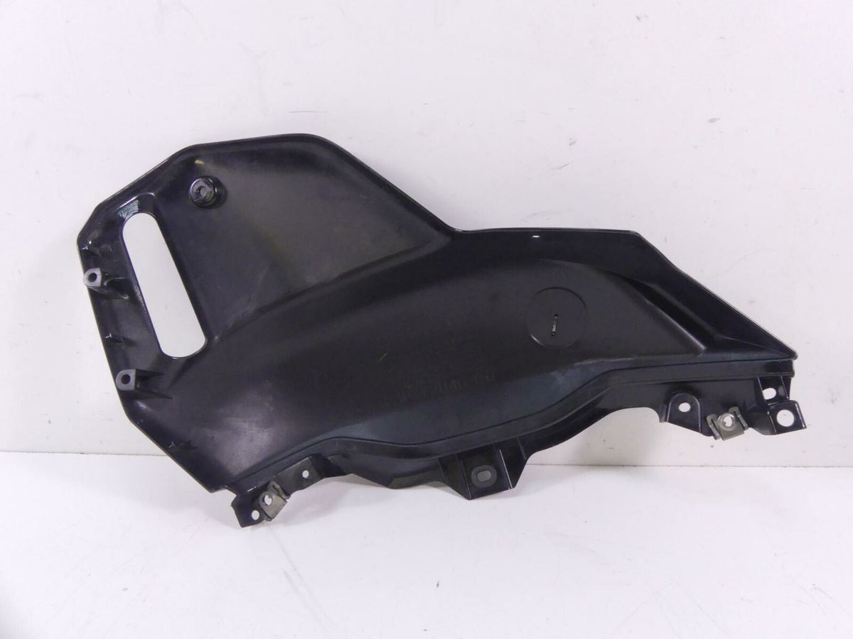 2012 Yamaha XT1200 Super Tenere Right Upper Tank Fairing Cover Cowl 23P-2842N-00 {{ shop.shopifyCountryName }} - Mototech271