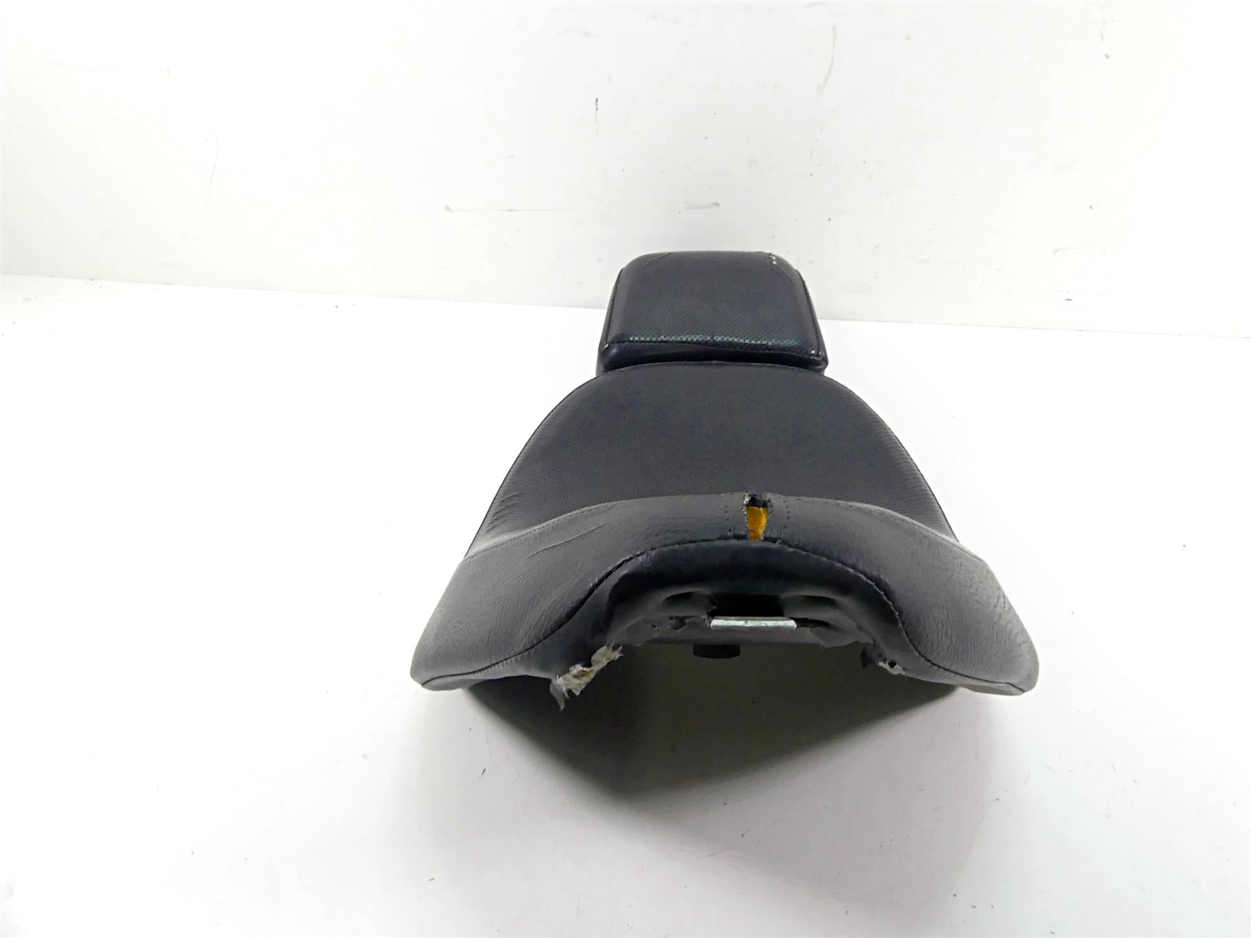 2011 Harley Softail FXS Blackline Duo Rider Driver Seat Saddle - Read 54168-11 {{ shop.shopifyCountryName }} - Mototech271