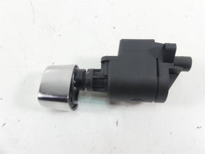 2012 Harley Touring FLHTK Electra Glide Ignition Switch - Vin 71572-06