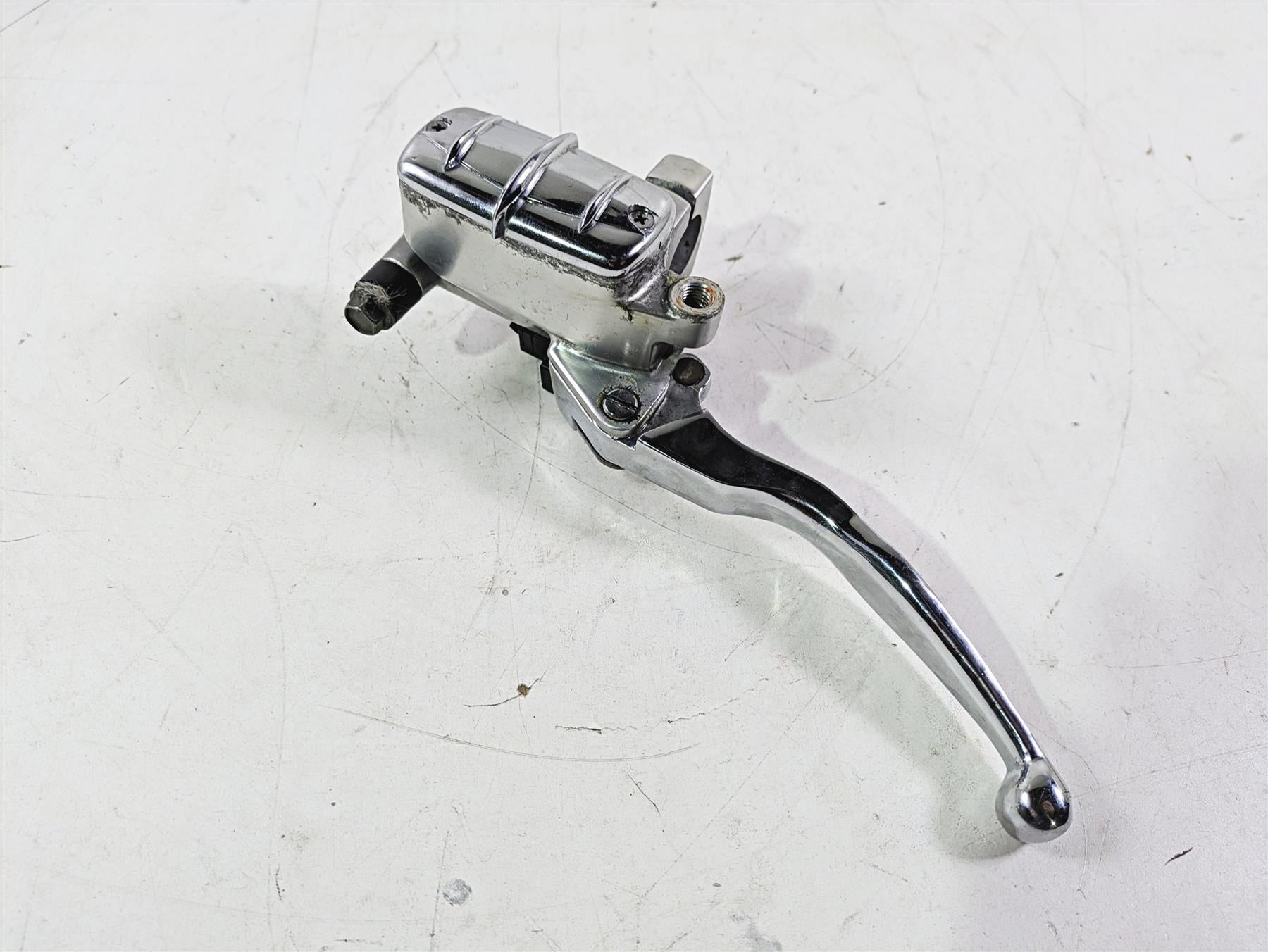 2004 Yamaha XVZ1300 Royal Star Nissin Clutch Master Cylinder 5/8 4NK-W2645-00-00 {{ shop.shopifyCountryName }} - Mototech271