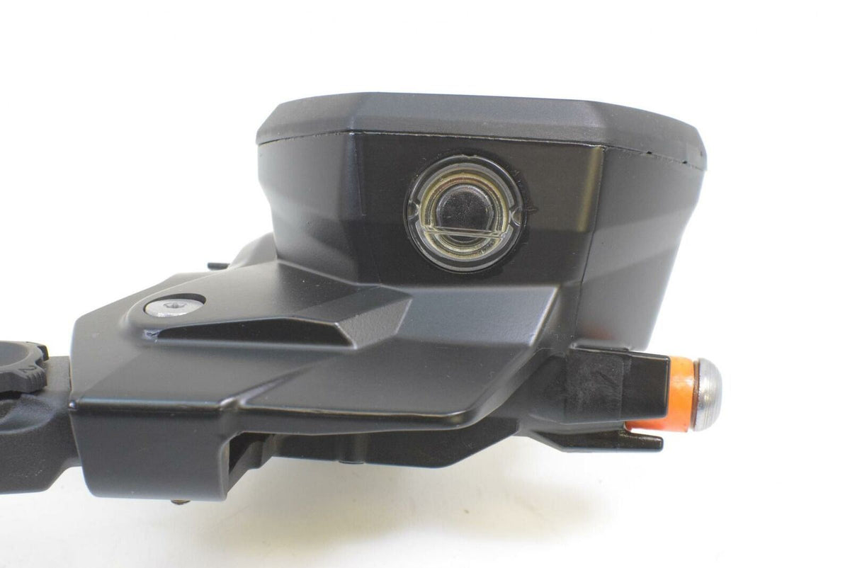 2014 BMW R1200 RT K52 Front Brake Master Cylinder 32728559604 {{ shop.shopifyCountryName }} - Mototech271